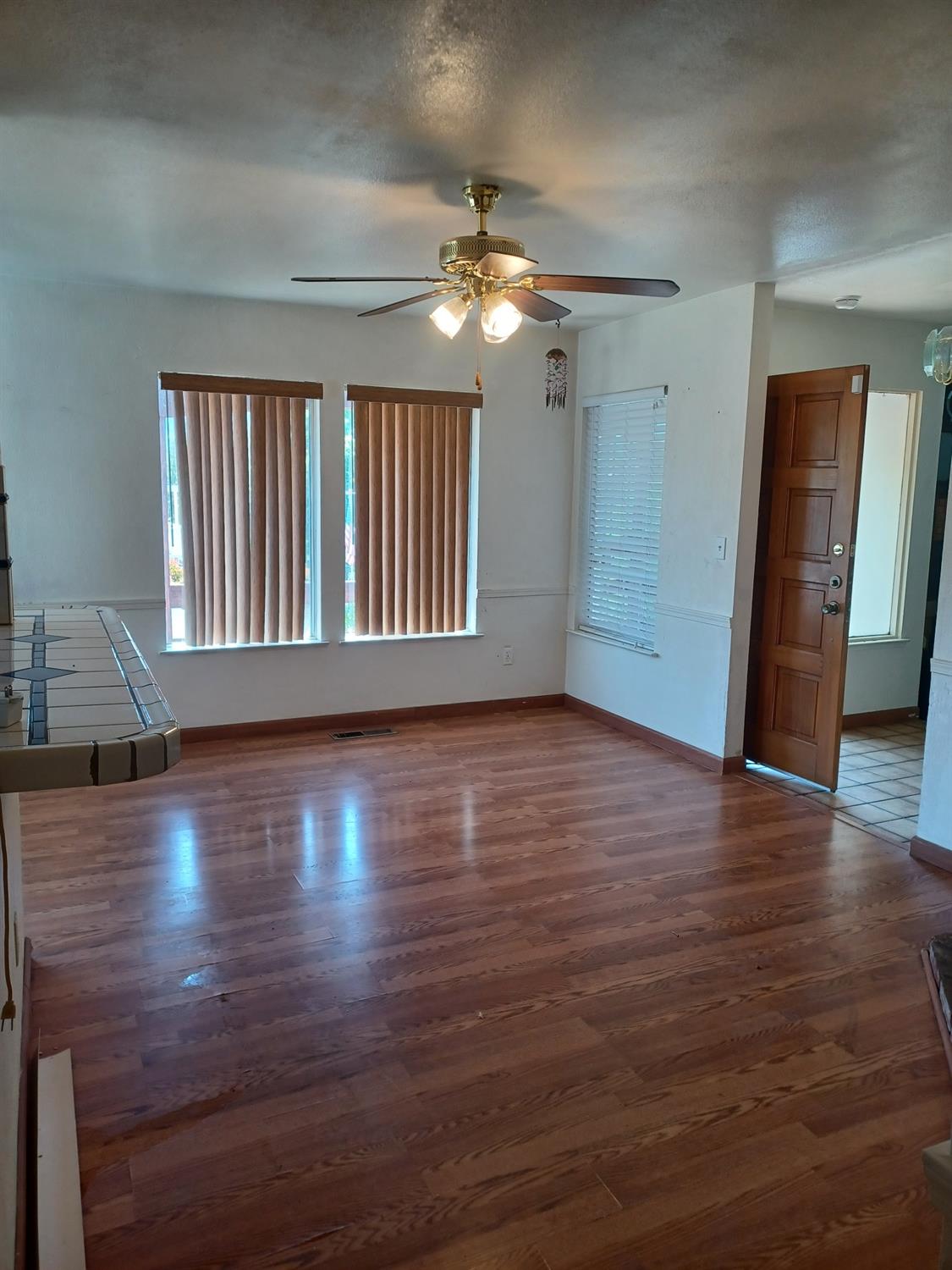 Detail Gallery Image 5 of 34 For 97 Poker Flat Rd, Copperopolis,  CA 95228 - 3 Beds | 2 Baths