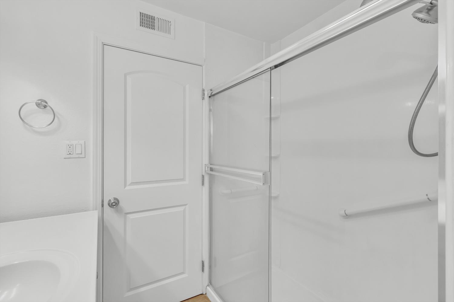 Detail Gallery Image 33 of 56 For 5418 Canfield Ave, Carmichael,  CA 95608 - 3 Beds | 2 Baths