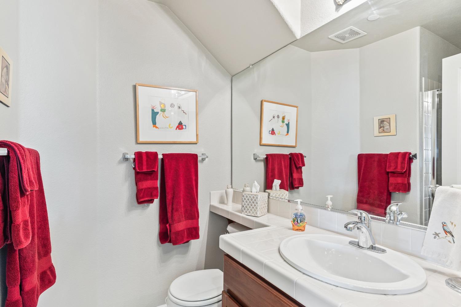 Detail Gallery Image 25 of 67 For 18190 Mallard St, Woodland,  CA 95695 - 5 Beds | 3 Baths