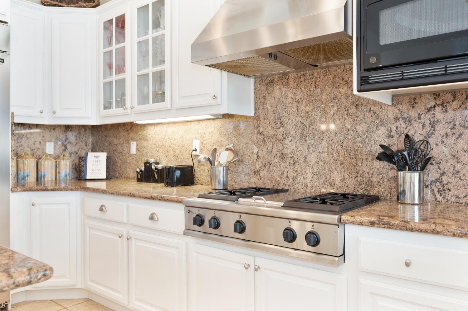 Detail Gallery Image 17 of 42 For 11017 Blue Wing Pl, Auburn,  CA 95603 - 4 Beds | 2/1 Baths