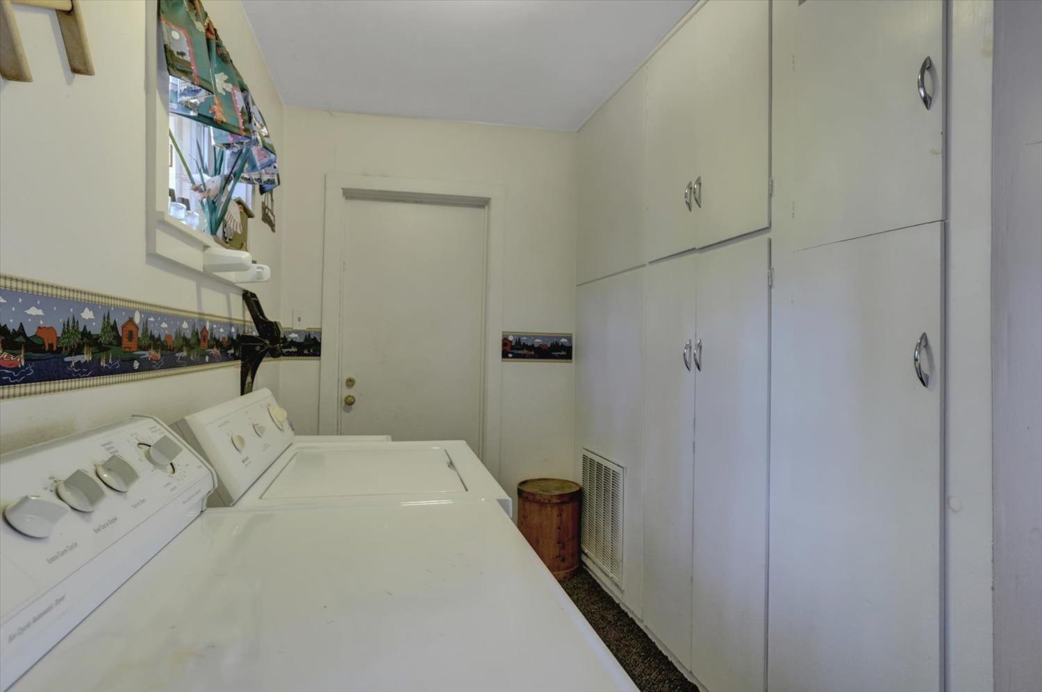 Detail Gallery Image 55 of 59 For 2051 Warren Hill Rd, Strawberry Valley,  CA 95981 - 1 Beds | 1 Baths