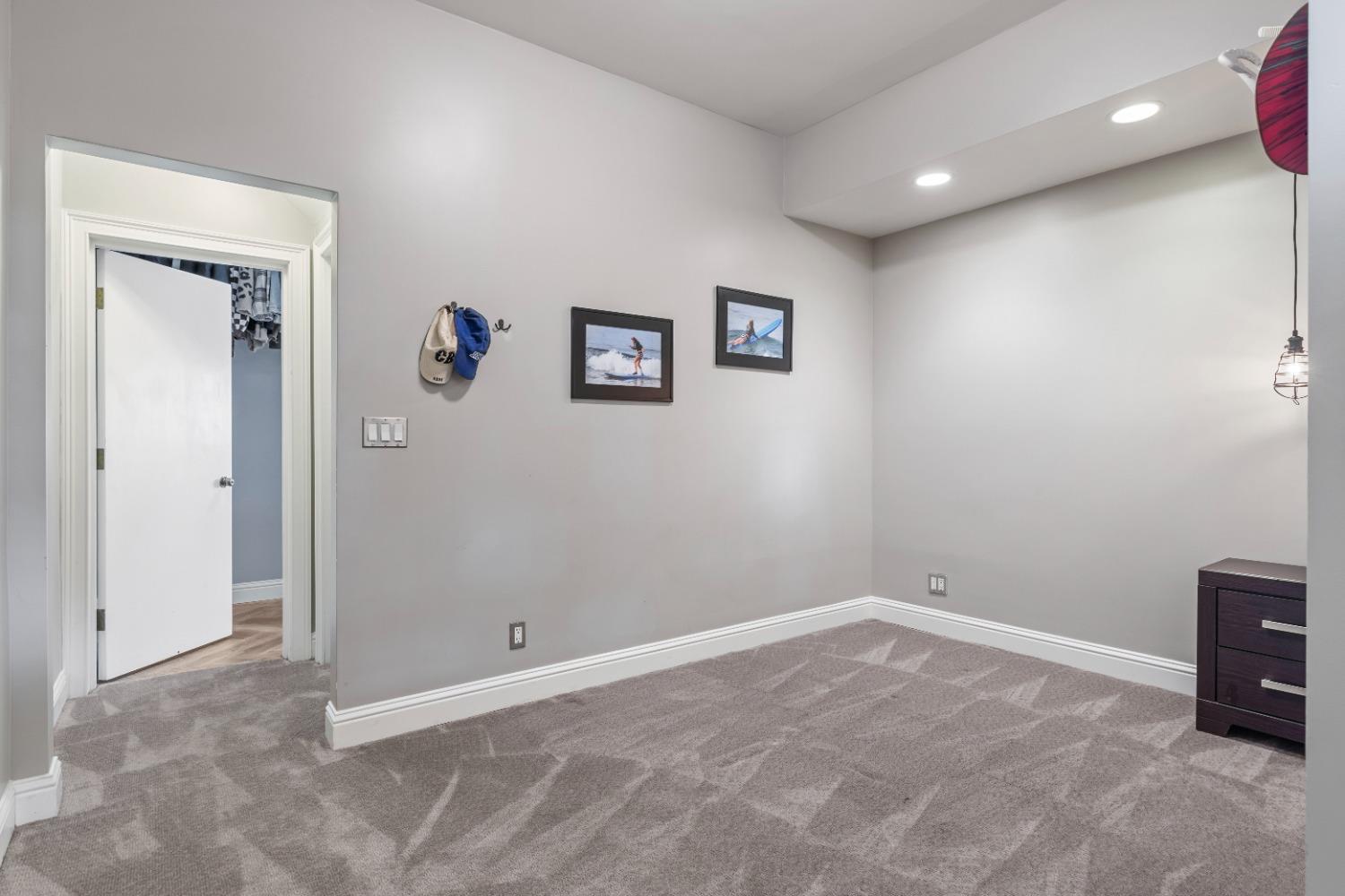 Detail Gallery Image 44 of 55 For 10008 River Oak Cir, Oakdale,  CA 95361 - 5 Beds | 3/1 Baths
