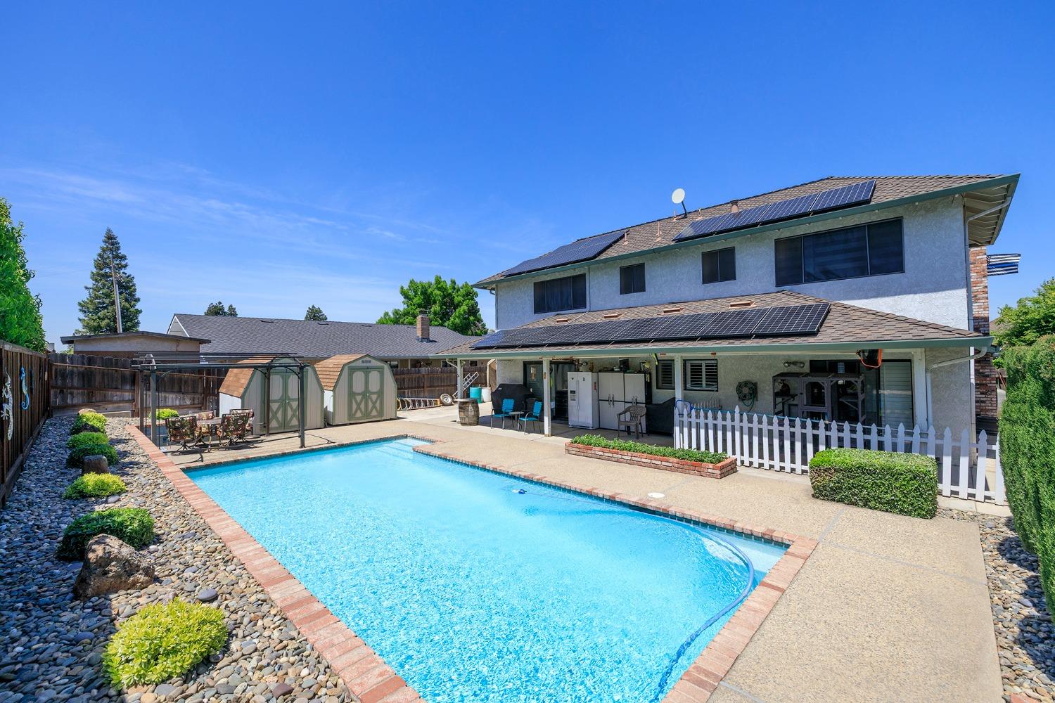 Detail Gallery Image 40 of 44 For 816 Jordanolo Dr, Ripon,  CA 95366 - 3 Beds | 2 Baths