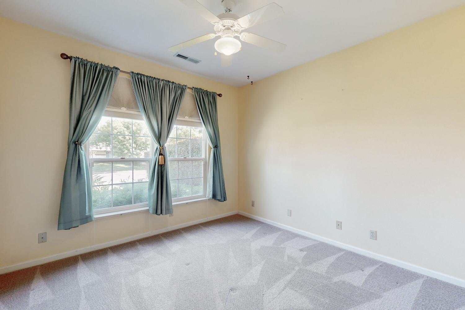 Detail Gallery Image 16 of 81 For 1612 Portofino Dr, Yuba City,  CA 95993 - 3 Beds | 2 Baths