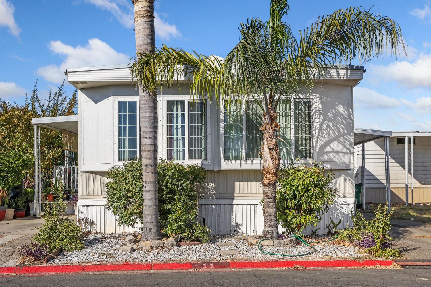 Detail Gallery Image 1 of 40 For 4900 Hwy 99 11, Stockton,  CA 95212 - 3 Beds | 2 Baths