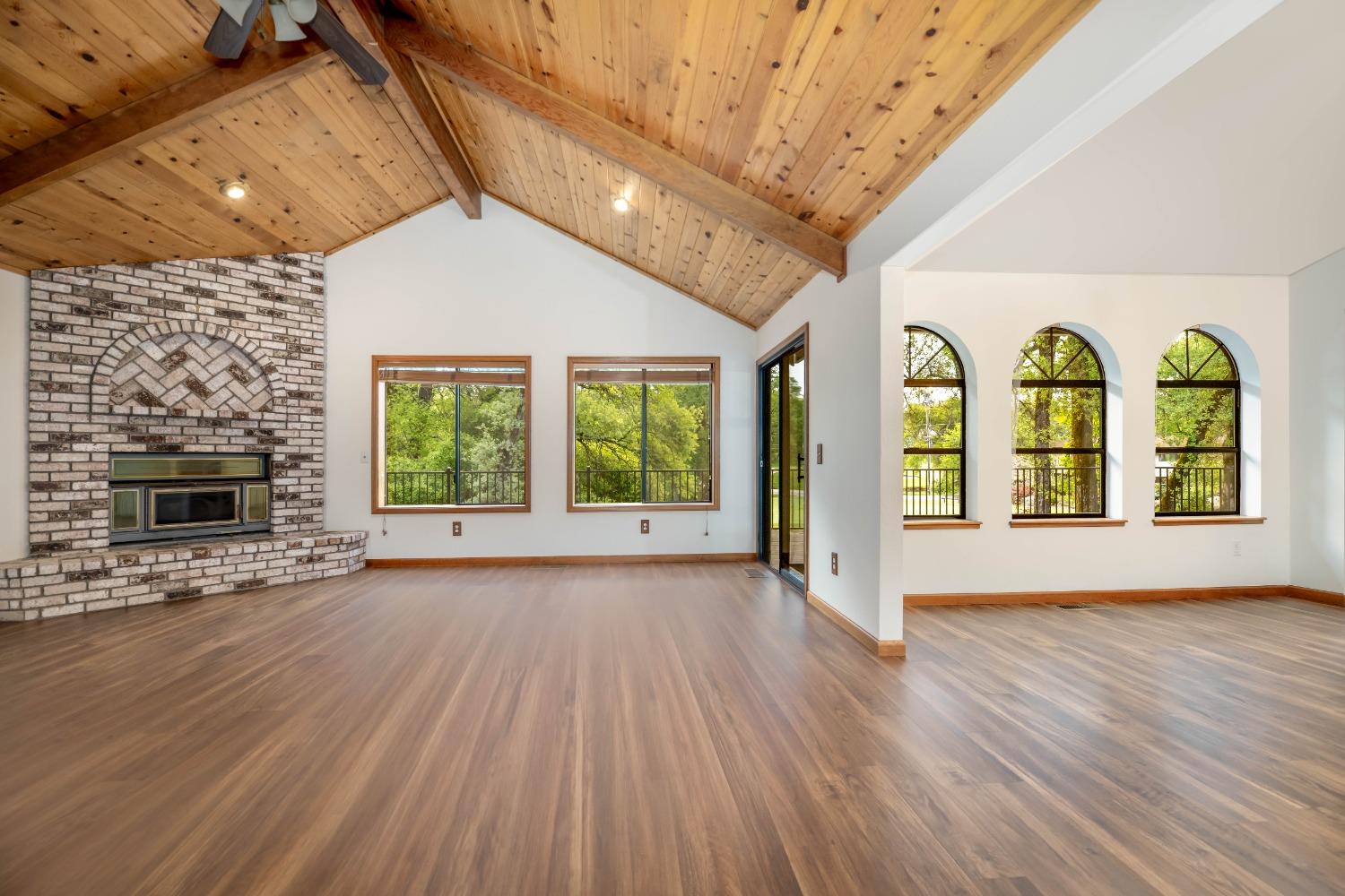 Detail Gallery Image 19 of 70 For 19046 Lake Forest, Penn Valley,  CA 95946 - 3 Beds | 3 Baths