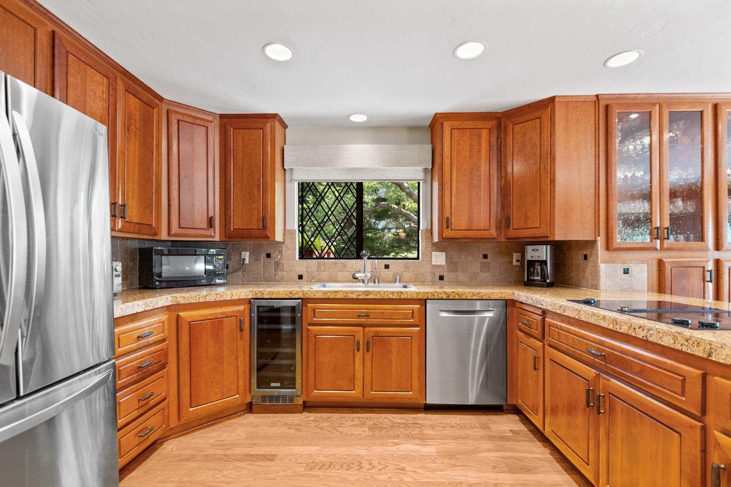 Detail Gallery Image 24 of 99 For 4010 Pretense Ct, Fair Oaks,  CA 95628 - 3 Beds | 3/1 Baths