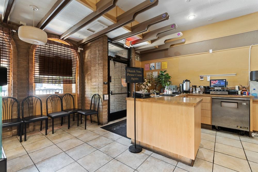 Detail Gallery Image 14 of 35 For 2039 Pacific Ave, Stockton,  CA 95204 - – Beds | – Baths