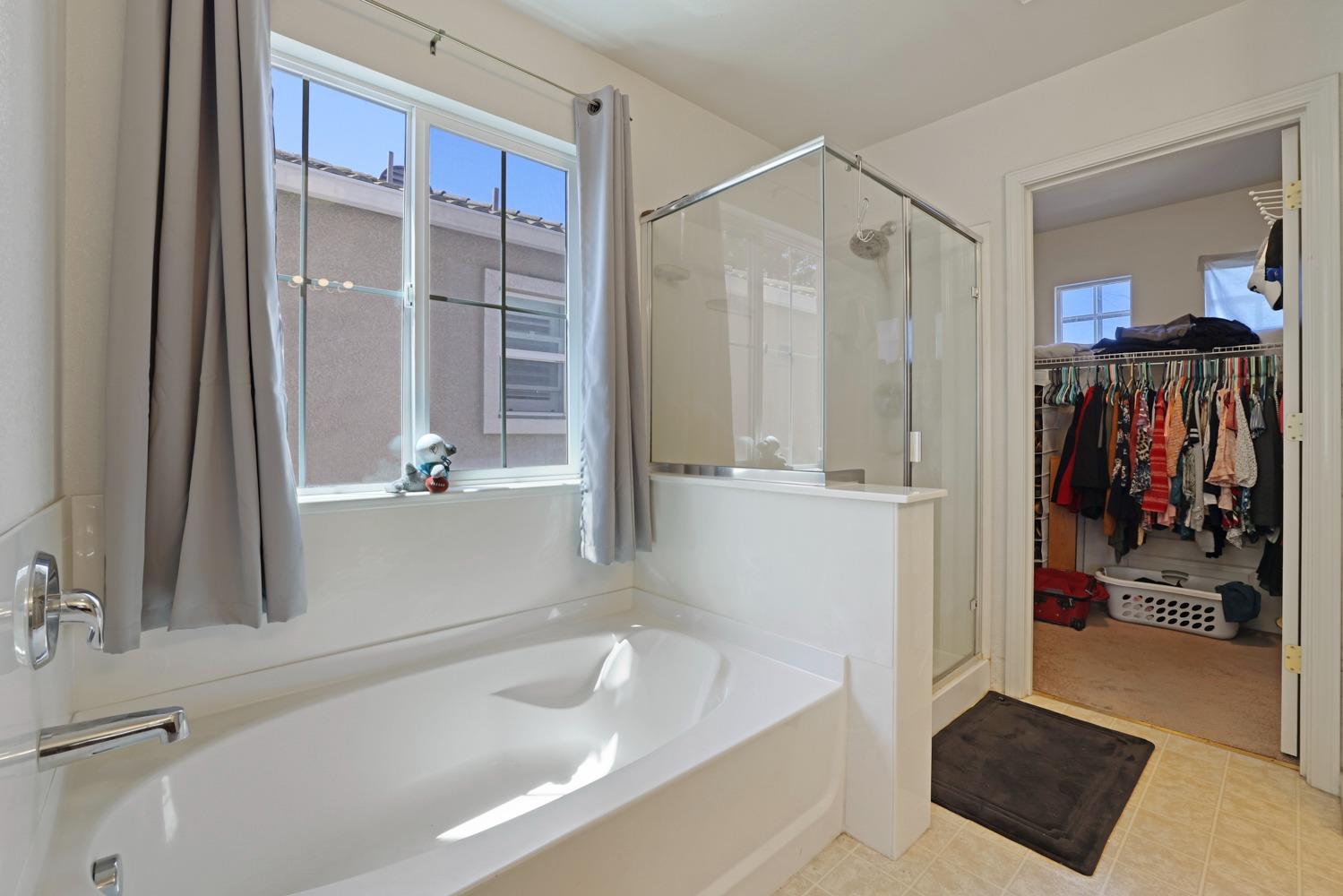 Detail Gallery Image 19 of 28 For 10680 Sellers Cir, Stockton,  CA 95209 - 3 Beds | 2/1 Baths