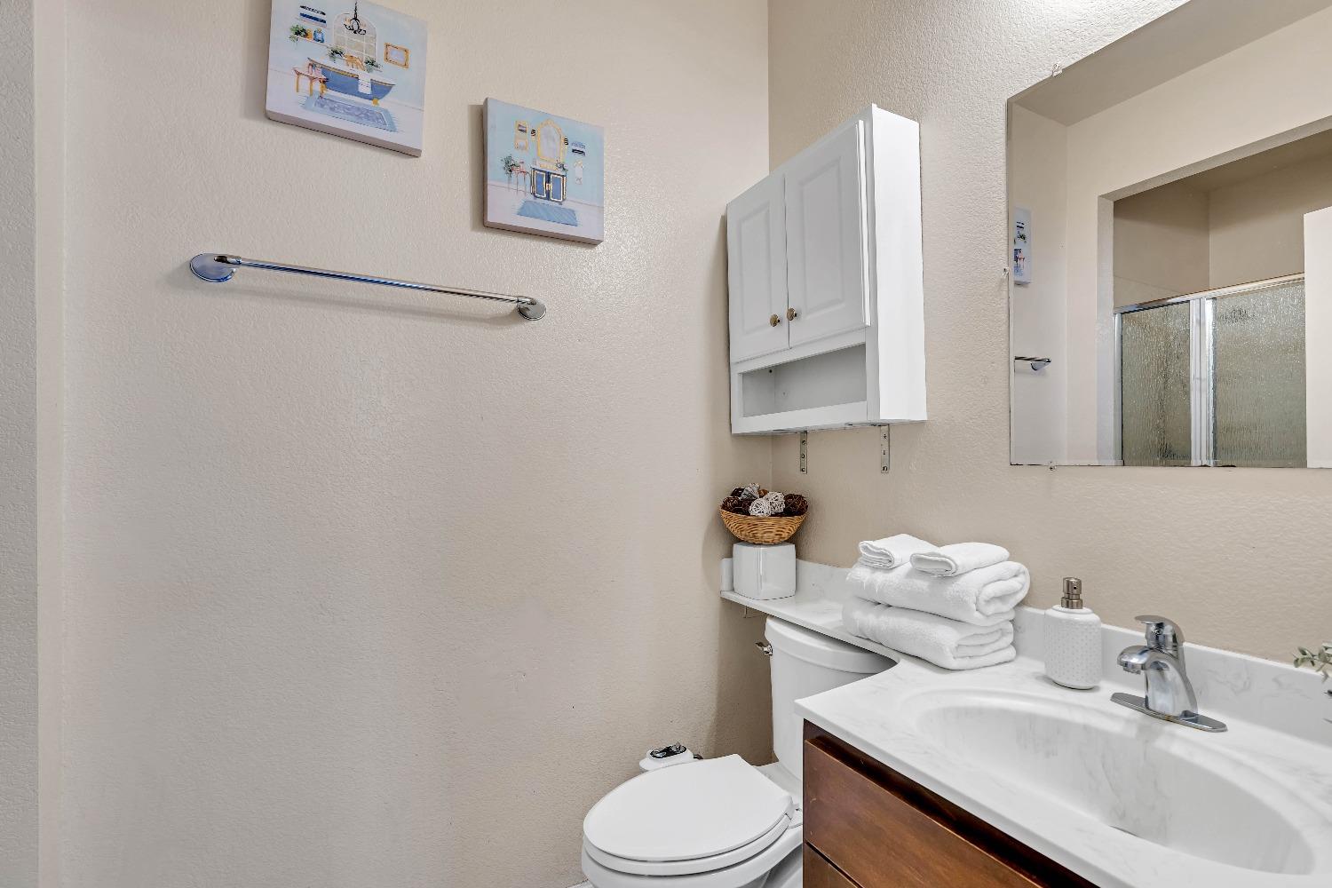 Detail Gallery Image 22 of 36 For 3819 Escena Ct, Turlock,  CA 95382 - 5 Beds | 3 Baths