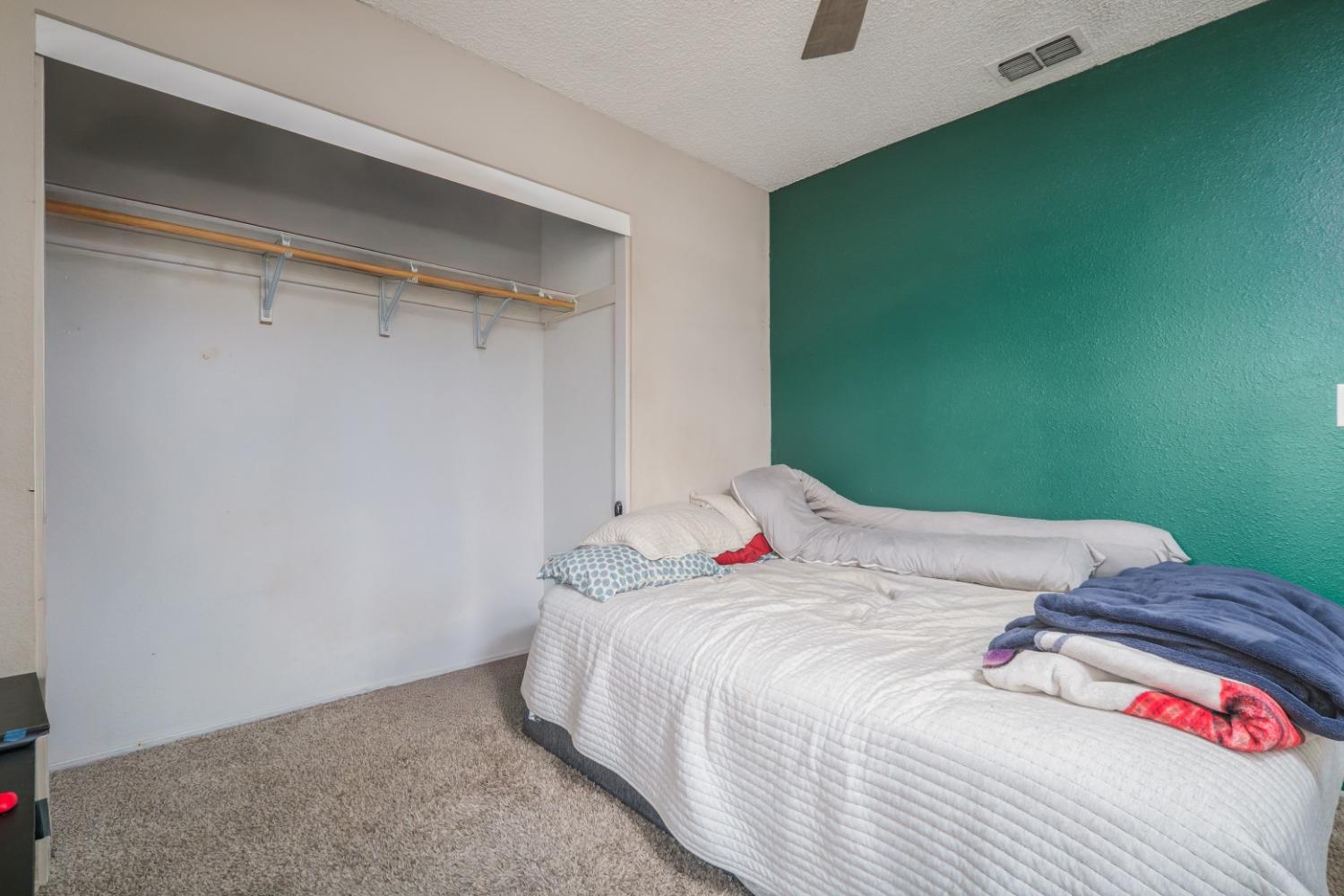 Detail Gallery Image 19 of 35 For 3121 Huntsman Dr, Sacramento,  CA 95826 - 3 Beds | 2 Baths