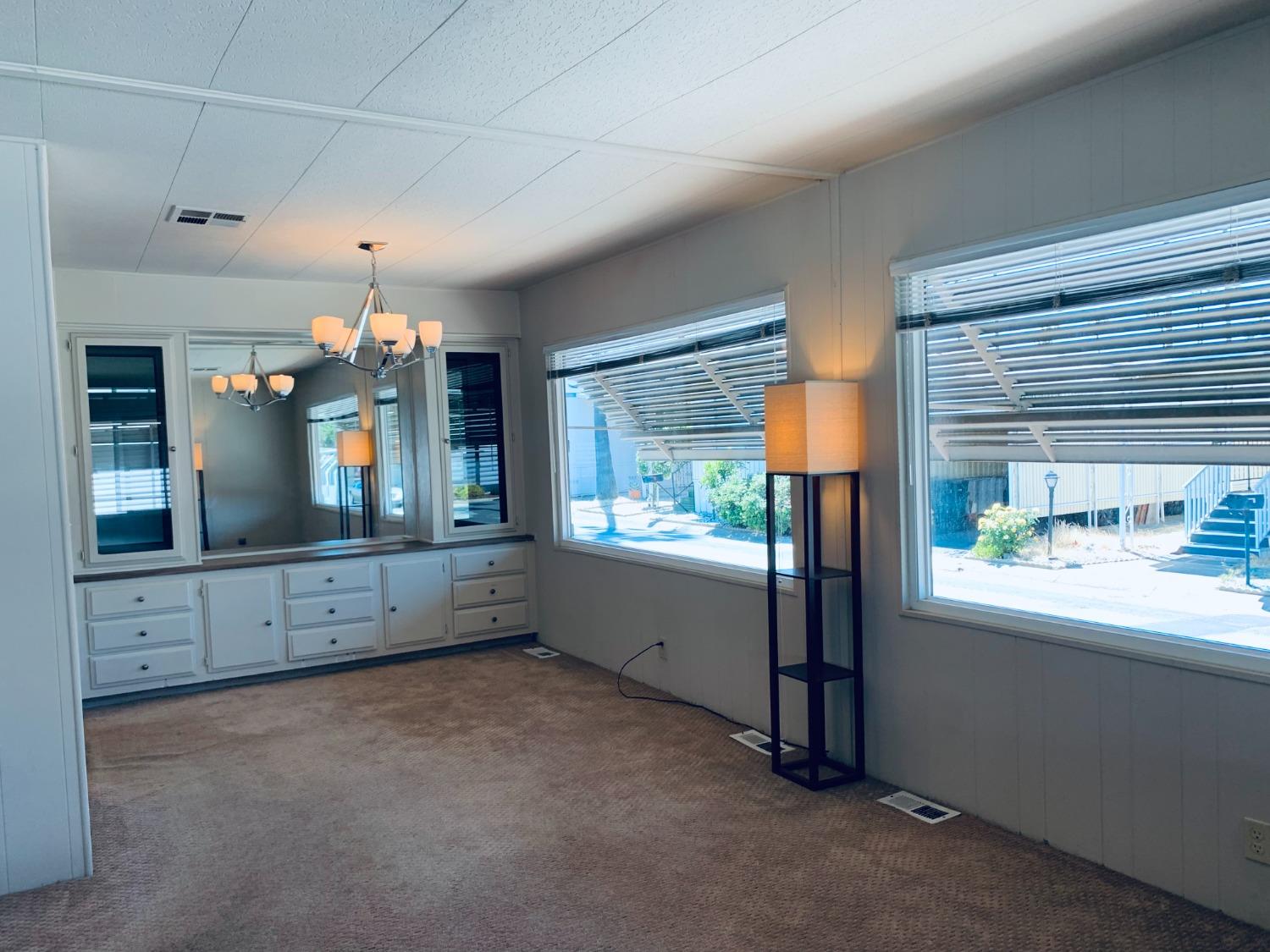 Detail Gallery Image 29 of 54 For 8181 Folsom Blvd 30, Sacramento,  CA 95826 - 2 Beds | 2 Baths