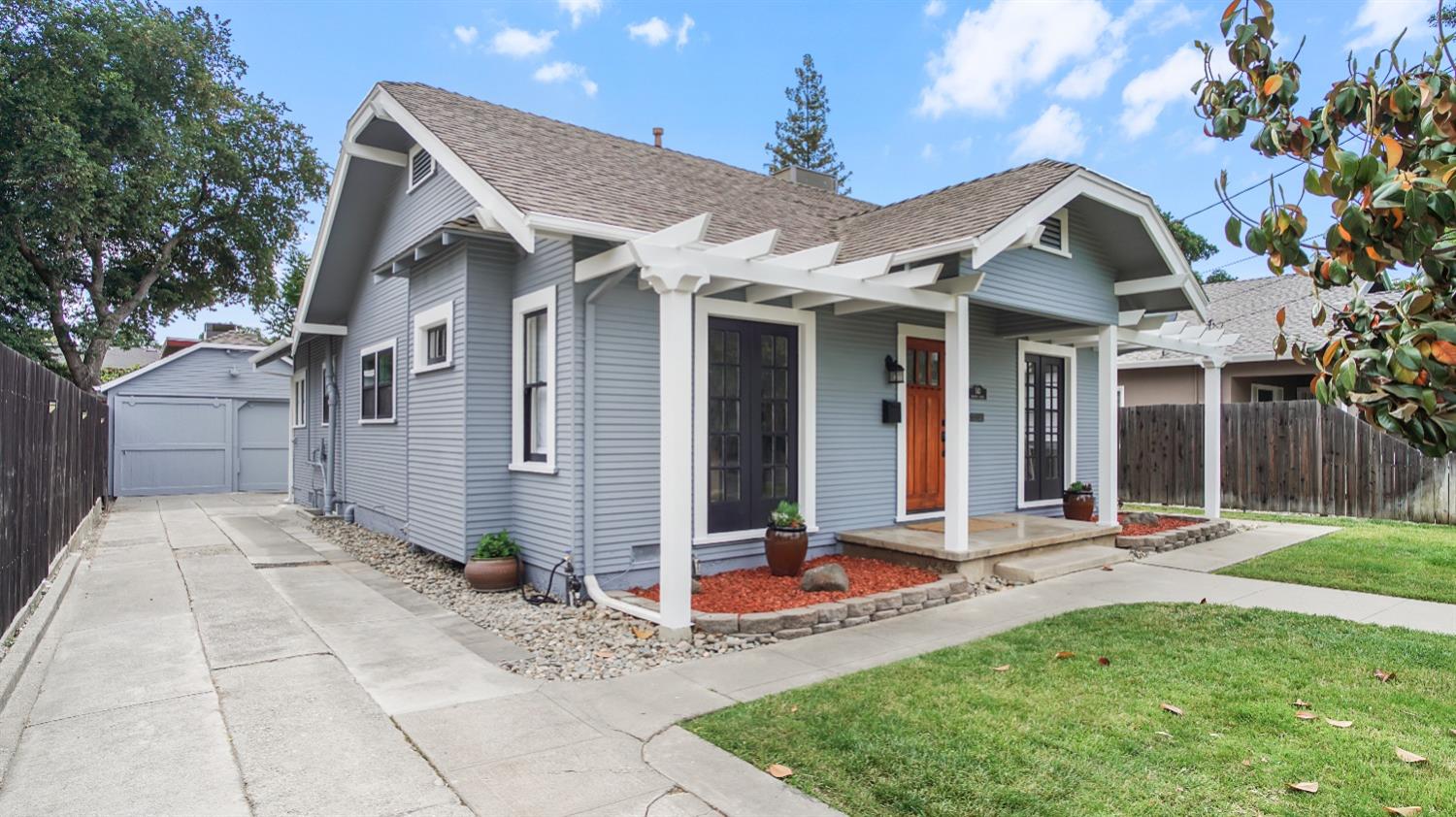 Detail Gallery Image 2 of 19 For 543 Mckinley Ave, Woodland,  CA 95695 - 3 Beds | 1/1 Baths