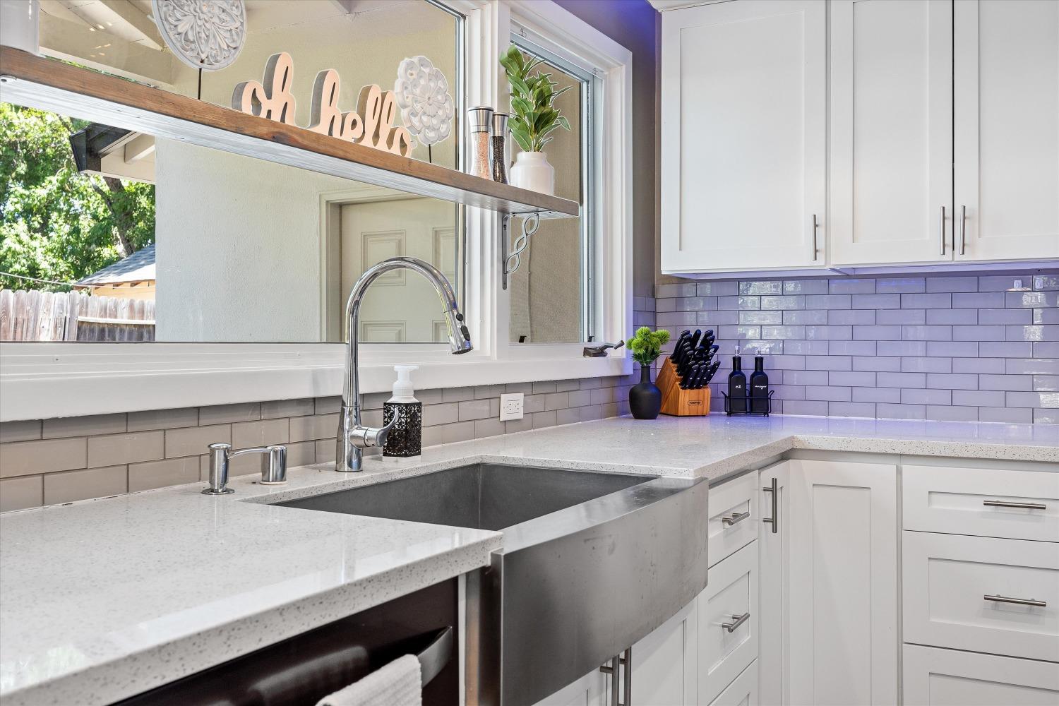 Detail Gallery Image 11 of 44 For 8175 Waikiki Dr, Fair Oaks,  CA 95628 - 4 Beds | 2 Baths