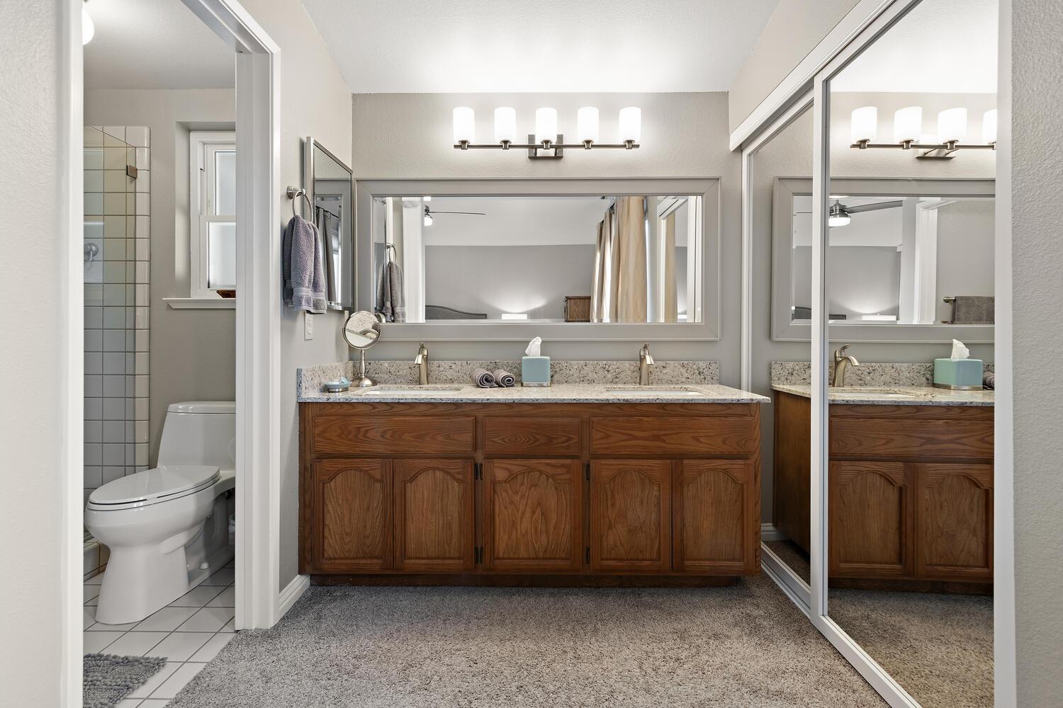 Detail Gallery Image 23 of 56 For 19 Green Mist Ct, Sacramento,  CA 95831 - 4 Beds | 3 Baths