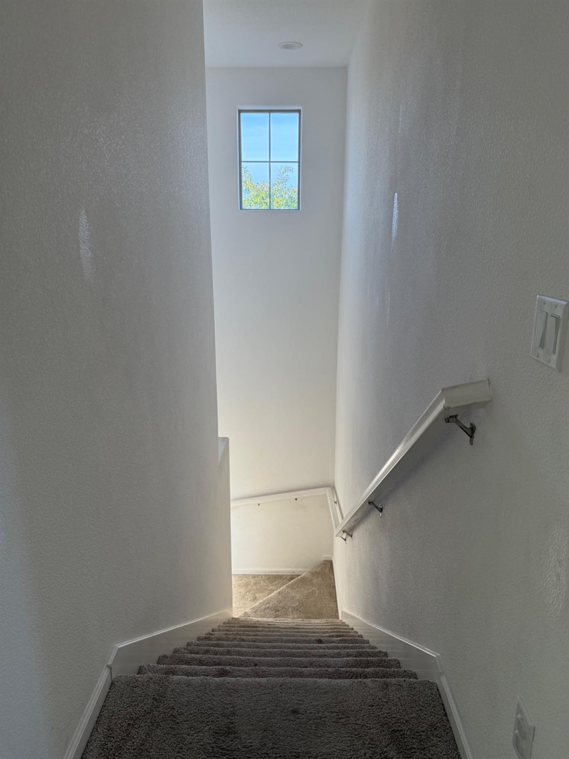 Detail Gallery Image 44 of 69 For 2816 Balaton Ct, Antelope,  CA 95843 - 4 Beds | 2/1 Baths