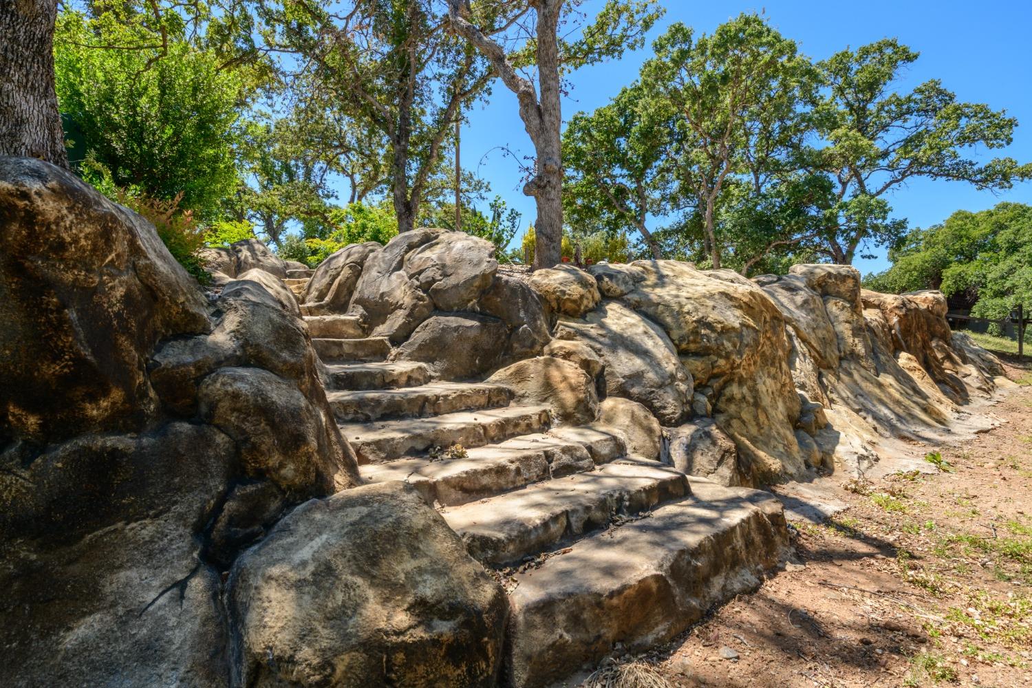 Detail Gallery Image 84 of 99 For 26000 Venada Dr, Winters,  CA 95694 - 5 Beds | 4/1 Baths