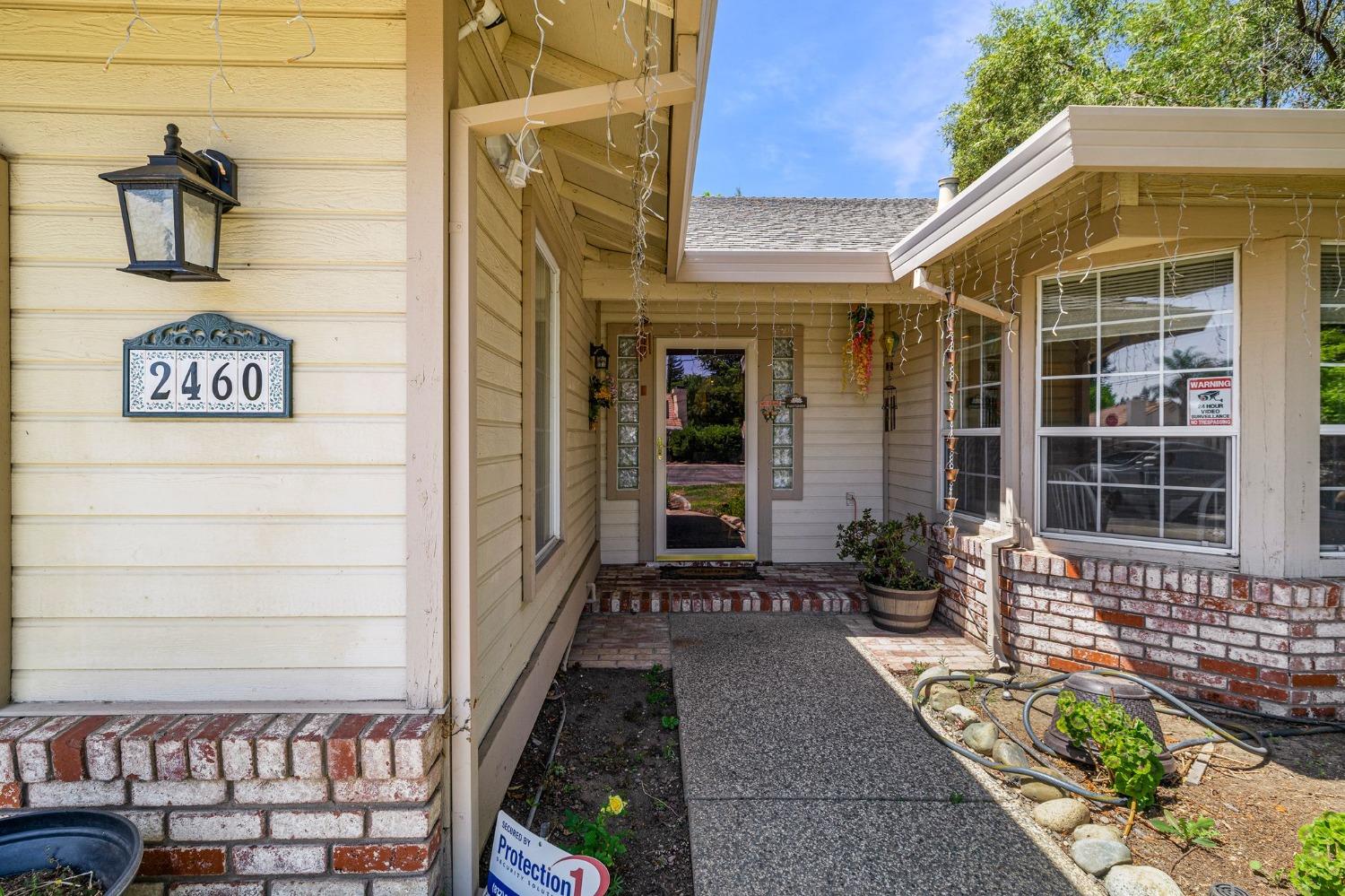 Detail Gallery Image 8 of 74 For 2460 Stabler Ln, Yuba City,  CA 95993 - 3 Beds | 2 Baths