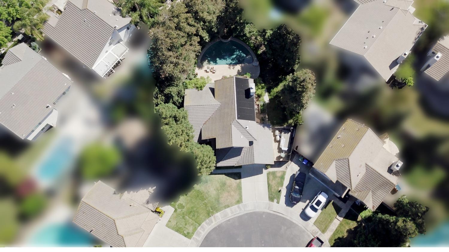 Detail Gallery Image 2 of 46 For 1070 Button Ct, Turlock,  CA 95382 - 5 Beds | 3 Baths