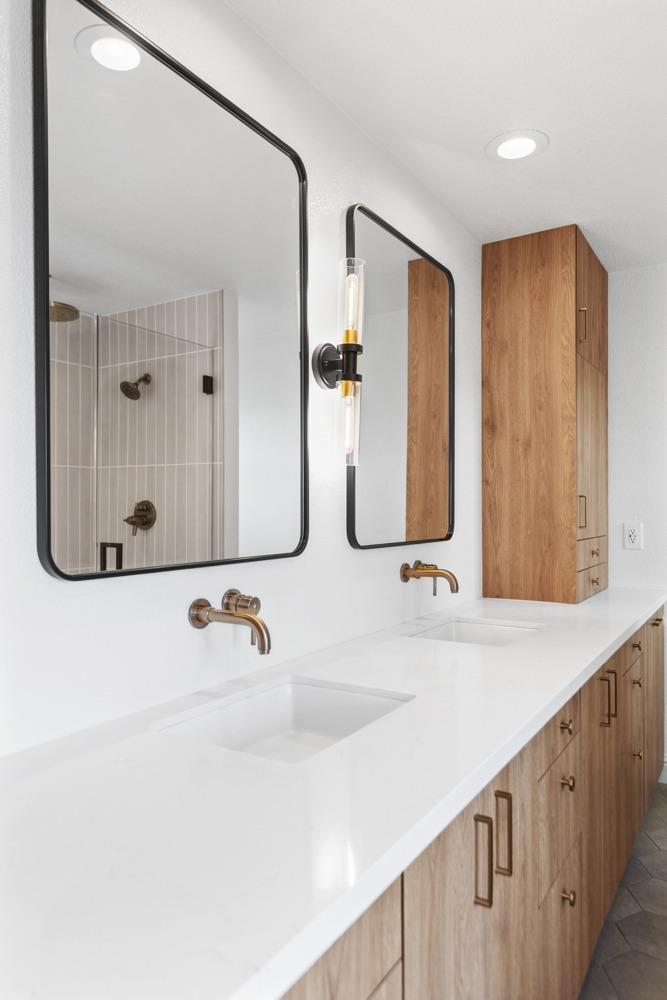 Detail Gallery Image 27 of 47 For 9523 Dunkerrin Way, Elk Grove,  CA 95758 - 3 Beds | 2/1 Baths