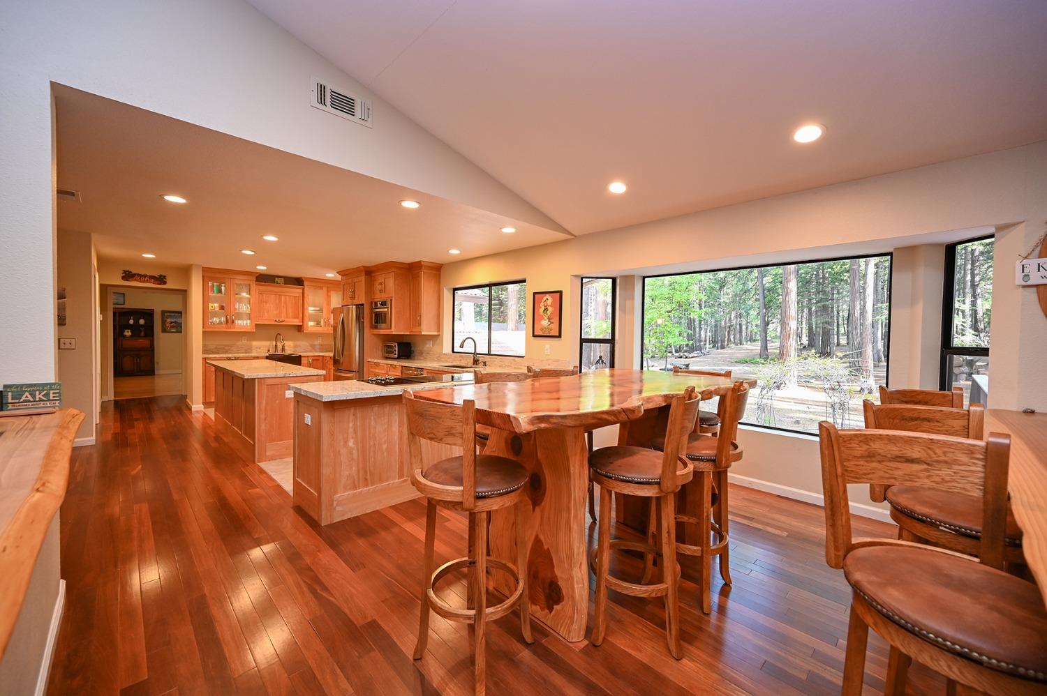 Bela Vista Drive, Pollock Pines, California image 10