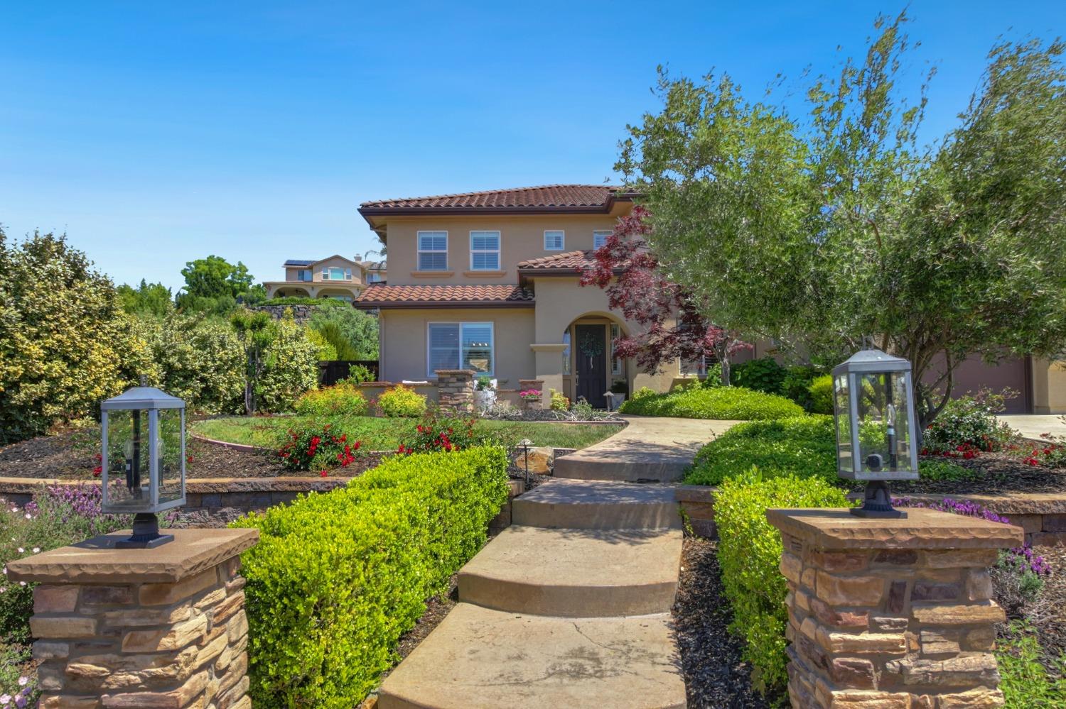 Detail Gallery Image 4 of 86 For 4133 Morningview Way, El Dorado Hills,  CA 95762 - 5 Beds | 3 Baths