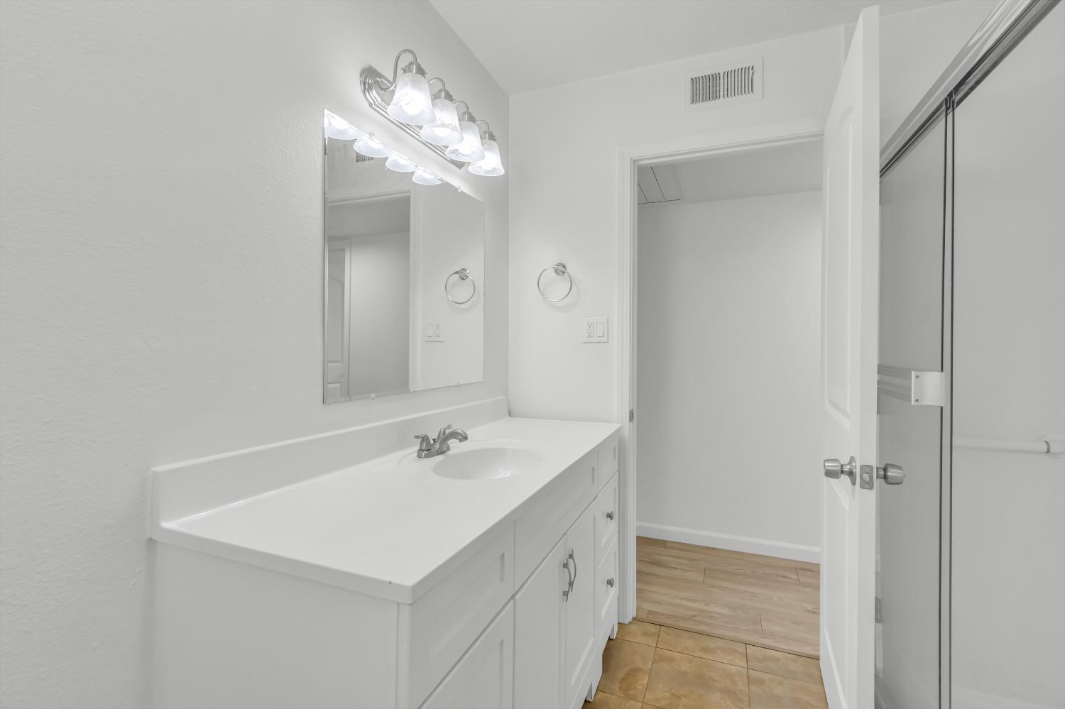 Detail Gallery Image 34 of 56 For 5418 Canfield Ave, Carmichael,  CA 95608 - 3 Beds | 2 Baths