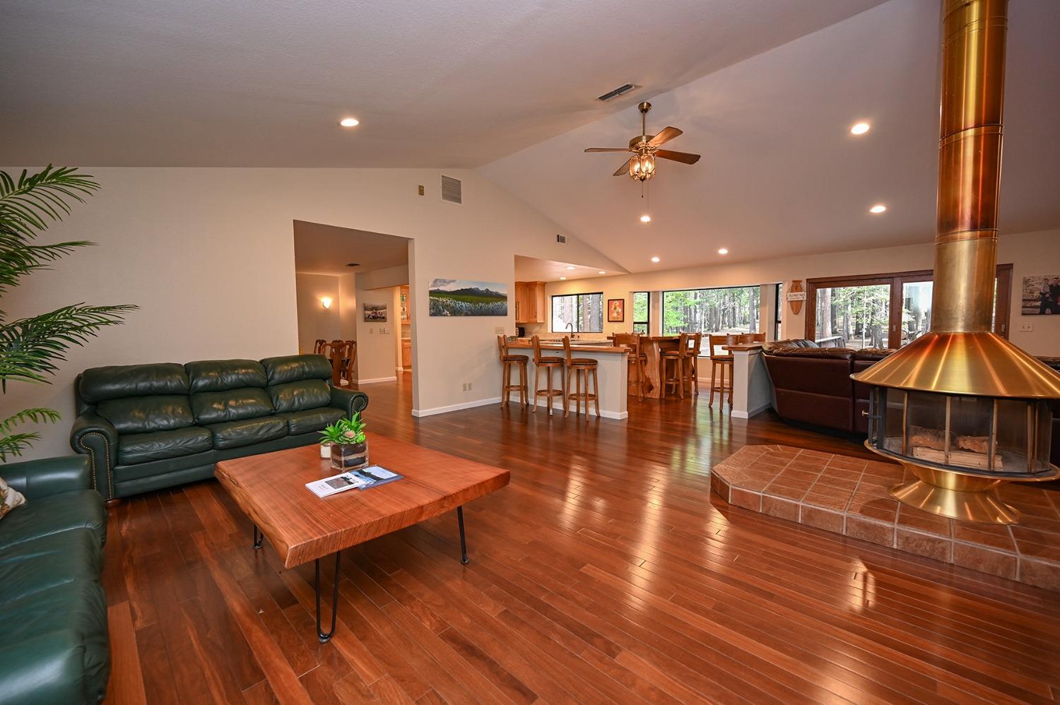 Bela Vista Drive, Pollock Pines, California image 14