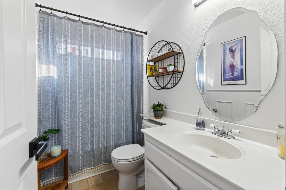 Detail Gallery Image 26 of 45 For 9524 Dunkerrin Way, Elk Grove,  CA 95758 - 3 Beds | 2 Baths
