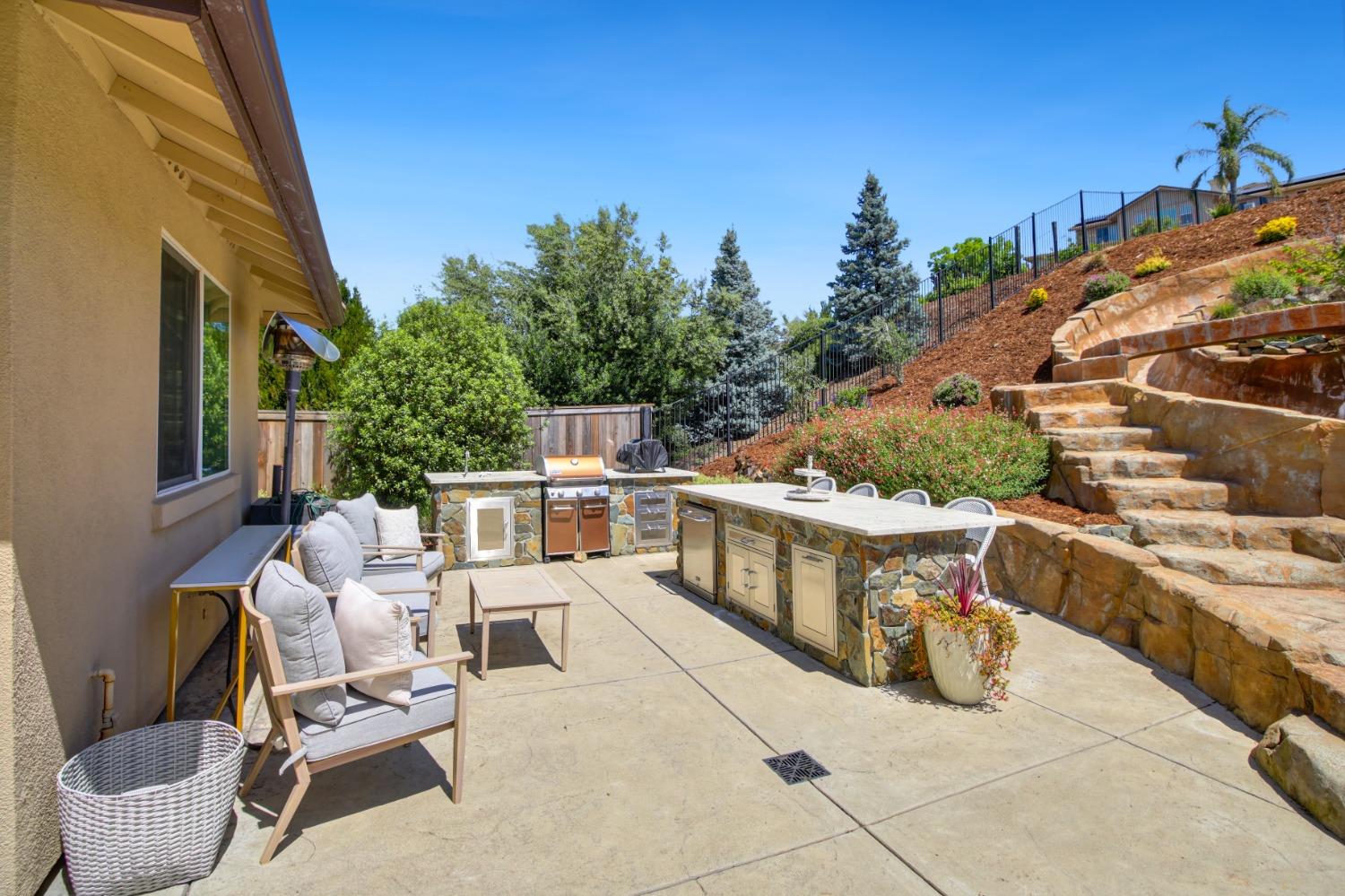 Detail Gallery Image 61 of 86 For 4133 Morningview Way, El Dorado Hills,  CA 95762 - 5 Beds | 3 Baths