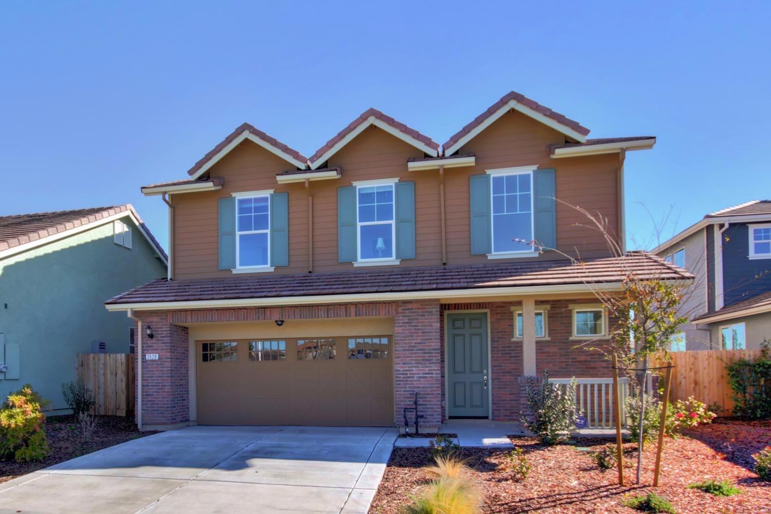 Detail Gallery Image 1 of 25 For 3520 Alberghini St, Sacramento,  CA 95838 - 3 Beds | 2/1 Baths
