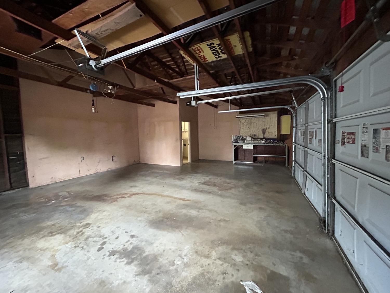 Detail Gallery Image 15 of 18 For 1008 Wellington Dr, Modesto,  CA 95350 - 4 Beds | 2/1 Baths