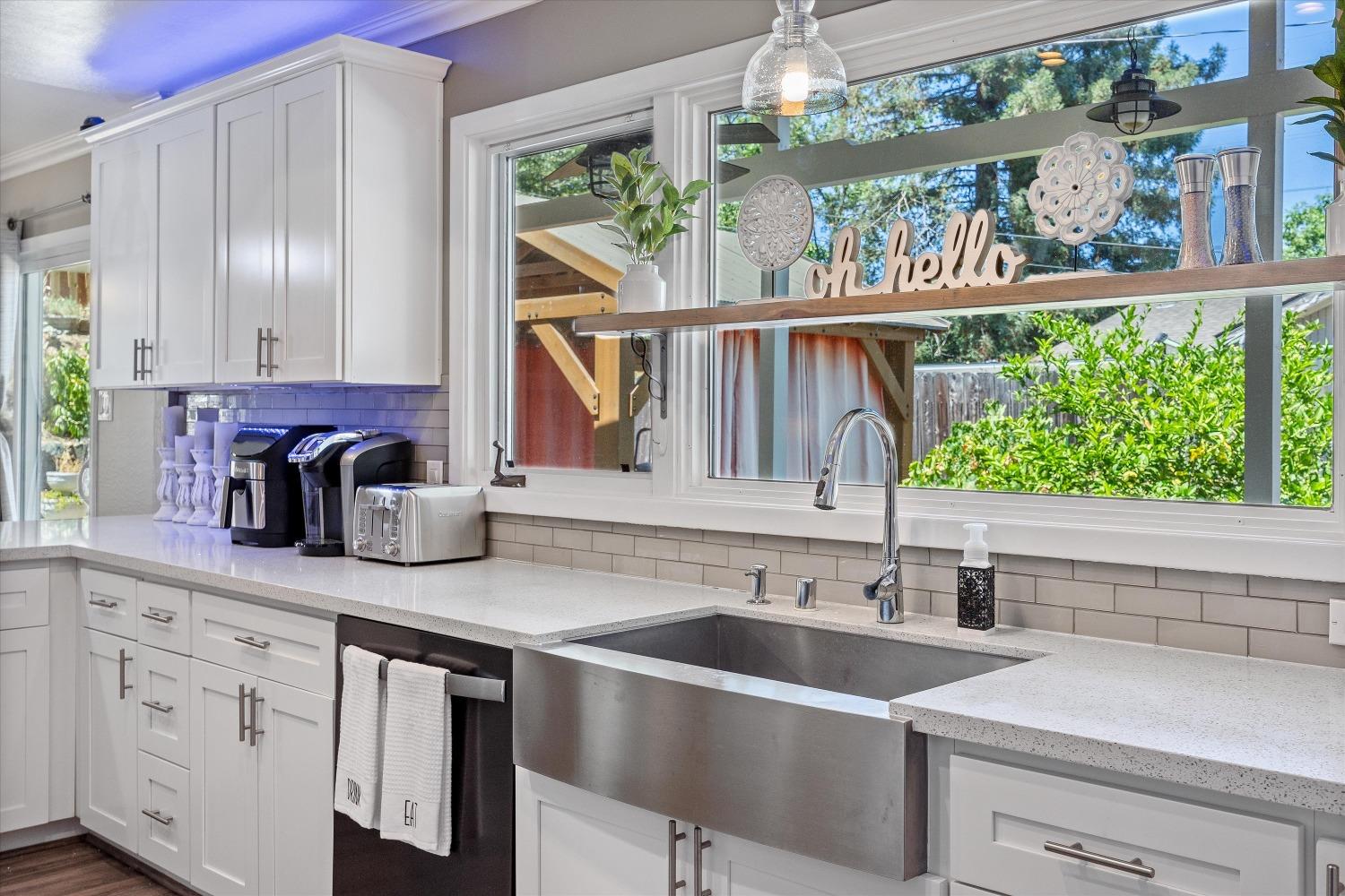 Detail Gallery Image 15 of 44 For 8175 Waikiki Dr, Fair Oaks,  CA 95628 - 4 Beds | 2 Baths