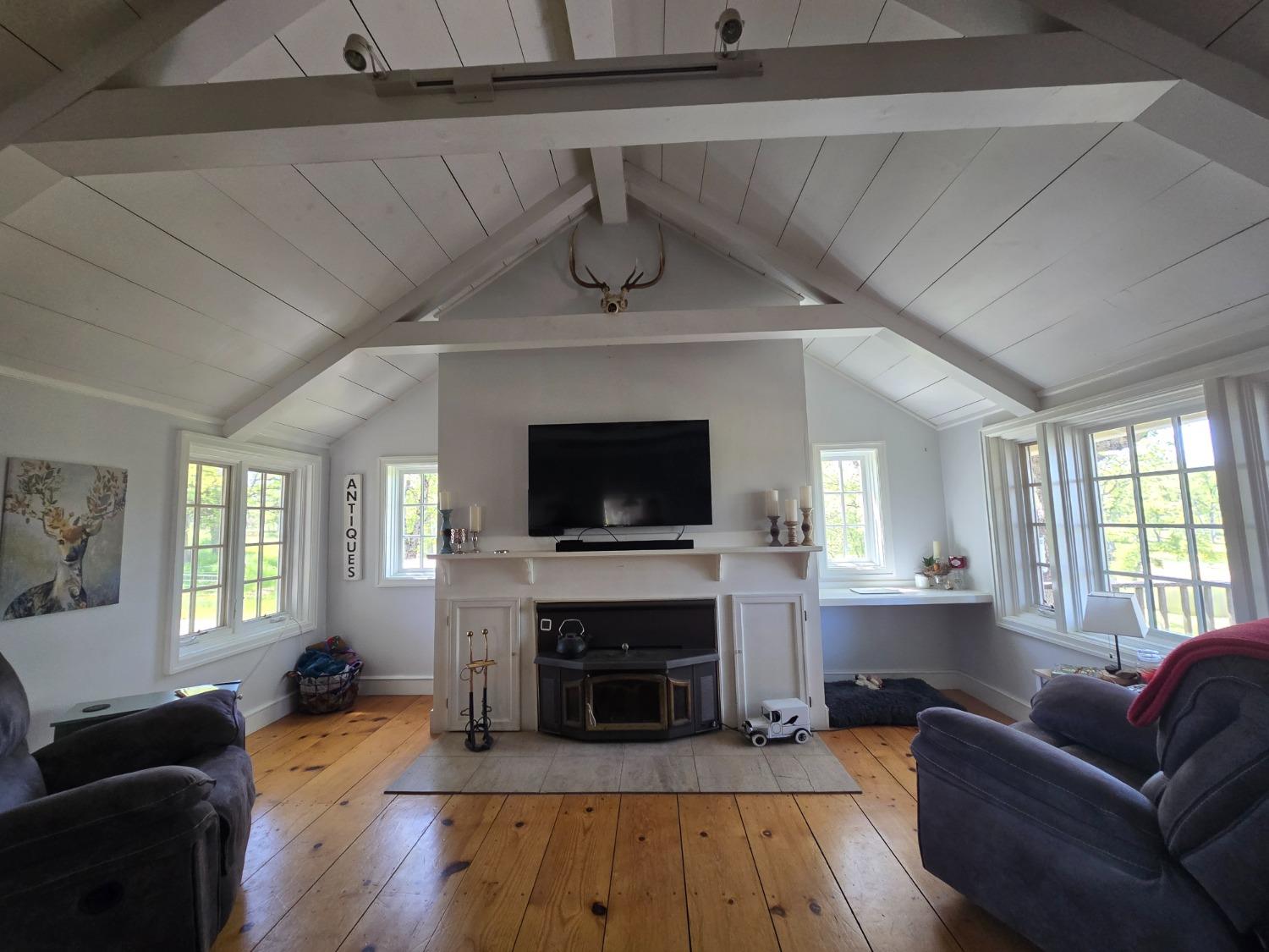 Detail Gallery Image 9 of 78 For 5963 Schilling Rd, Coulterville,  CA 95311 - 3 Beds | 2/1 Baths