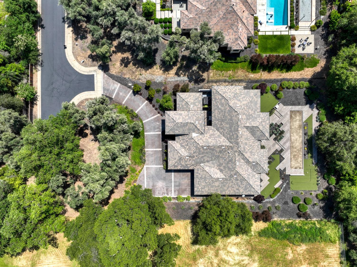 Detail Gallery Image 70 of 73 For 8452 Jomar Ln, Fair Oaks,  CA 95628 - 4 Beds | 4/1 Baths