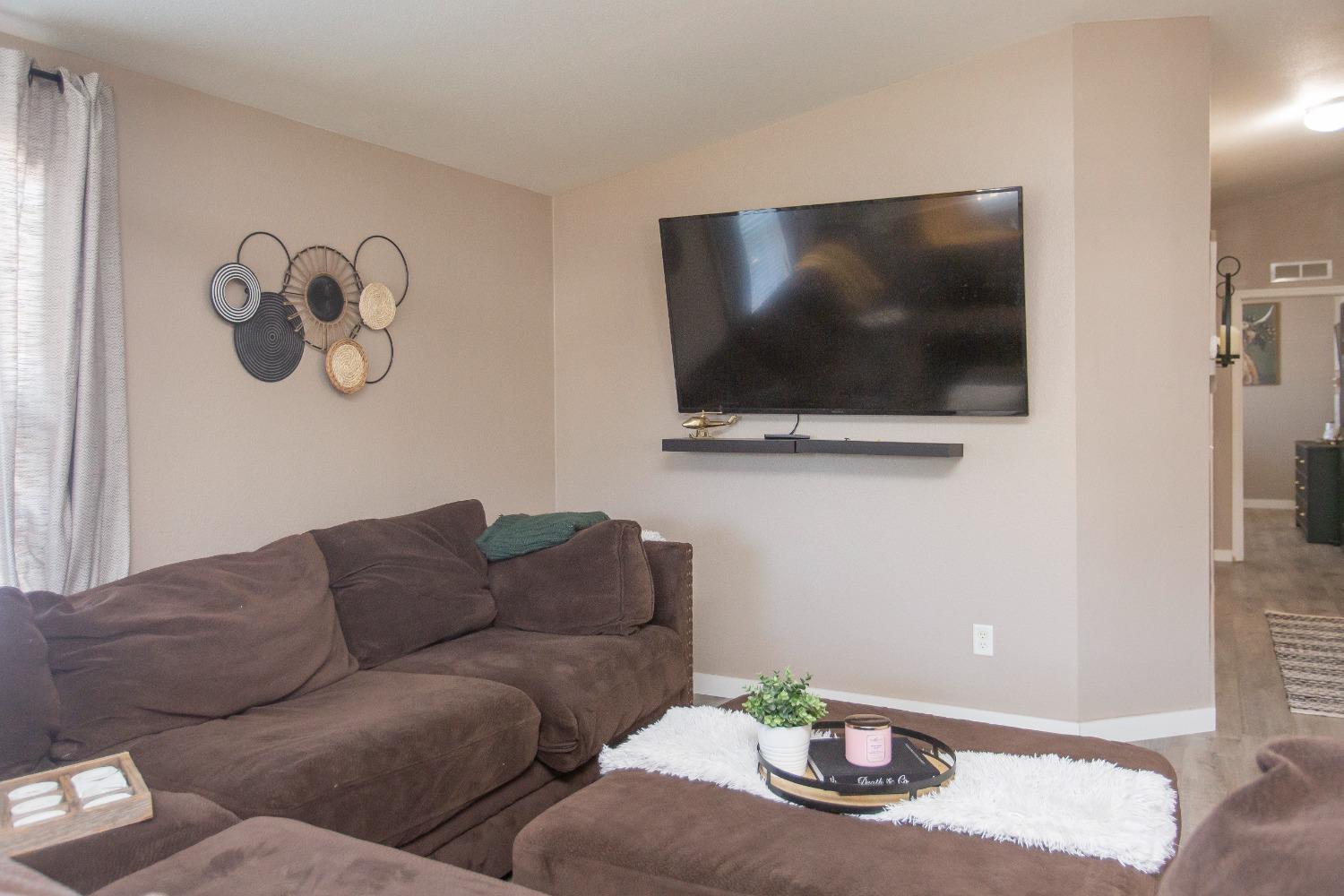Detail Gallery Image 11 of 26 For 4305 Trojans, Modesto,  CA 95355 - 3 Beds | 2 Baths