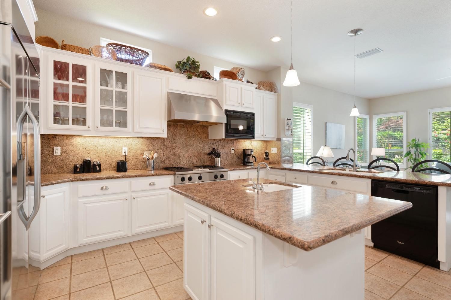 Detail Gallery Image 13 of 42 For 11017 Blue Wing Pl, Auburn,  CA 95603 - 4 Beds | 2/1 Baths