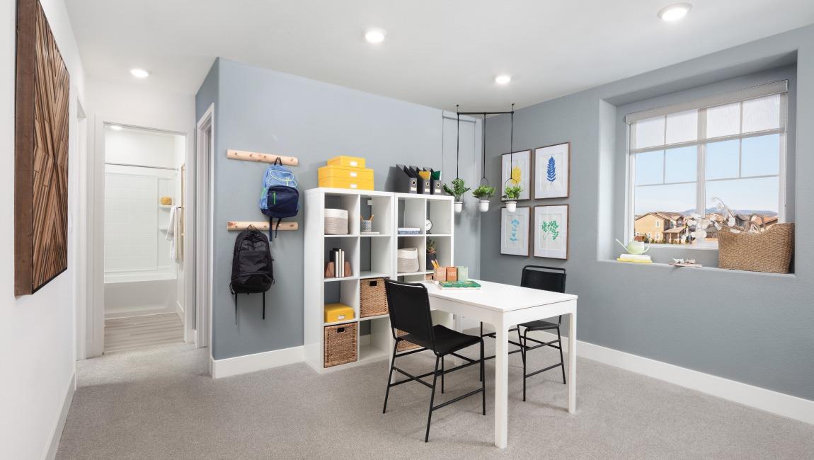 Detail Gallery Image 3 of 20 For 16417 Malibu Dr, Lathrop,  CA 95330 - 3 Beds | 2/1 Baths