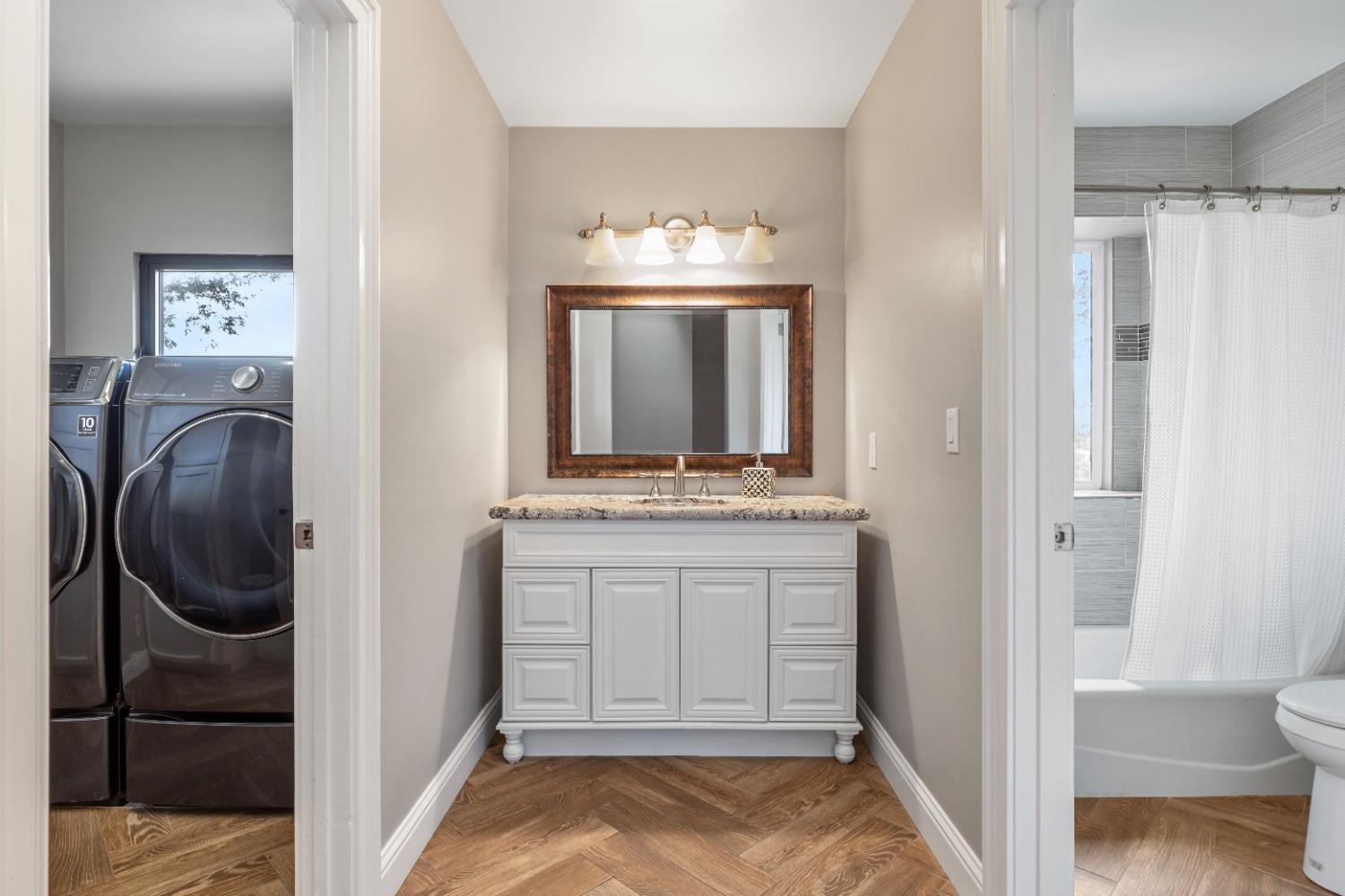 Detail Gallery Image 32 of 55 For 10008 River Oak Cir, Oakdale,  CA 95361 - 5 Beds | 3/1 Baths