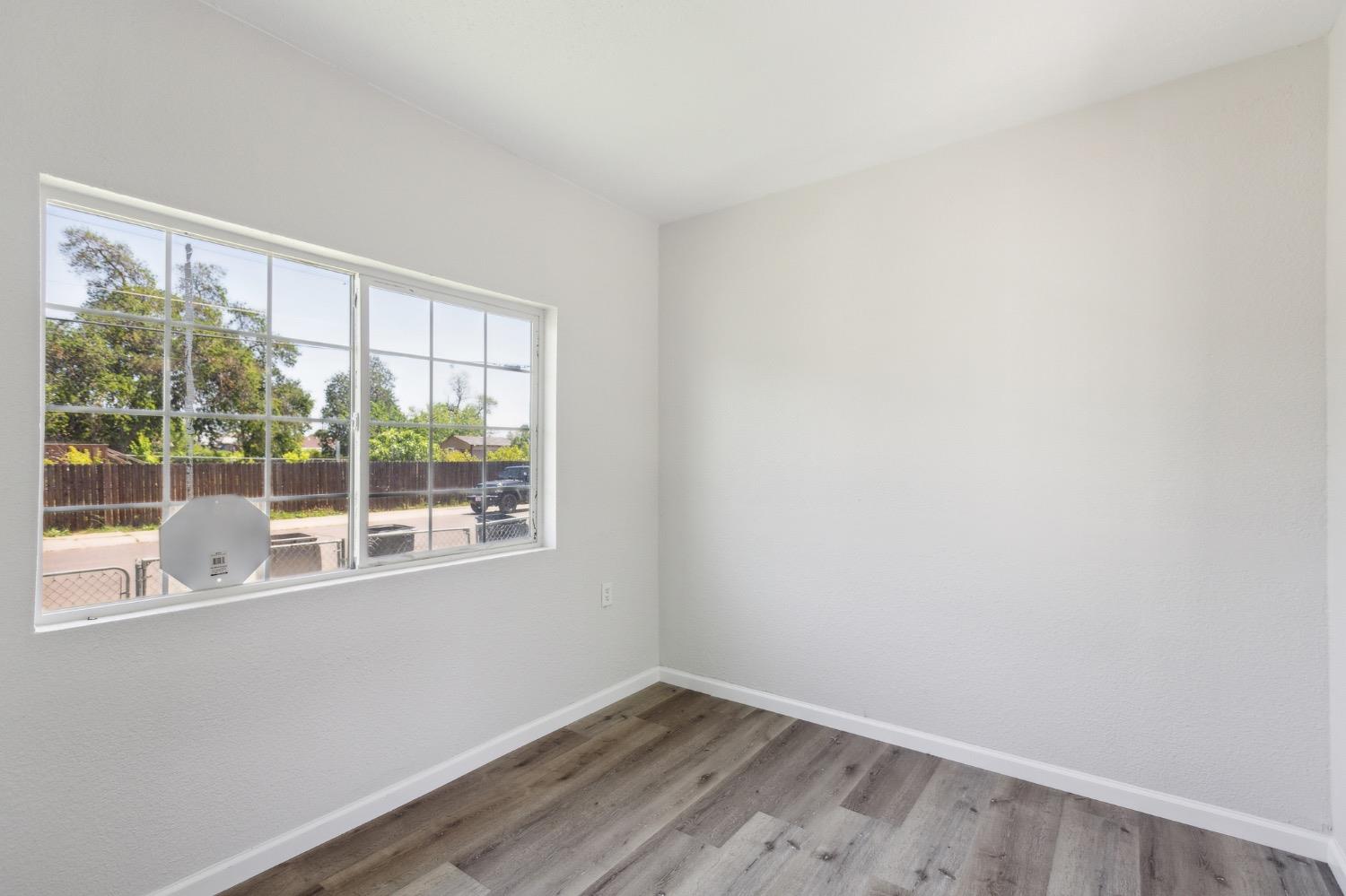 Taylor Street, Sacramento, California image 6