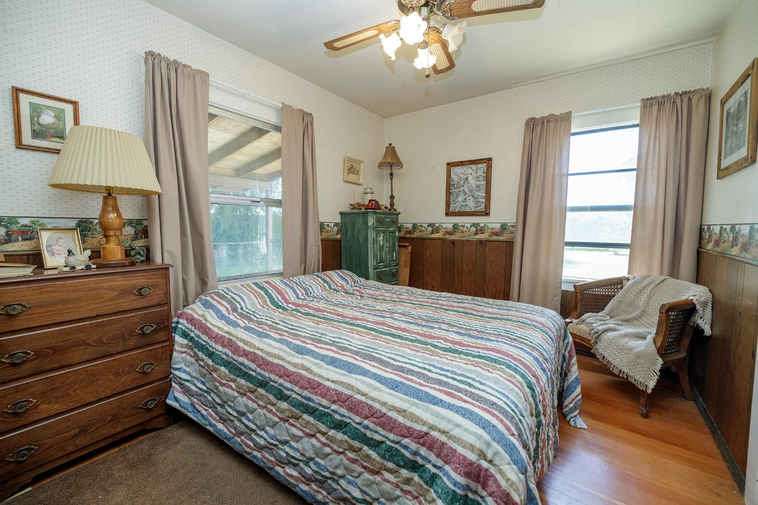 Detail Gallery Image 40 of 55 For 10600 Pioneer Ave, Oakdale,  CA 95361 - 5 Beds | 2 Baths