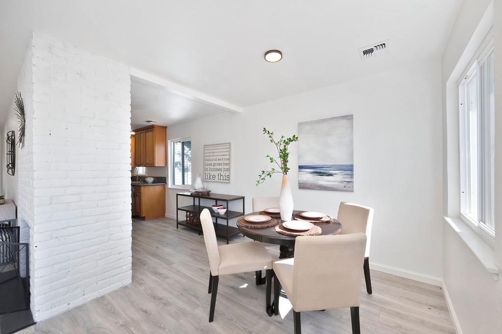 Detail Gallery Image 15 of 44 For 2517 Zinfandel Dr, Rancho Cordova,  CA 95670 - 3 Beds | 2 Baths