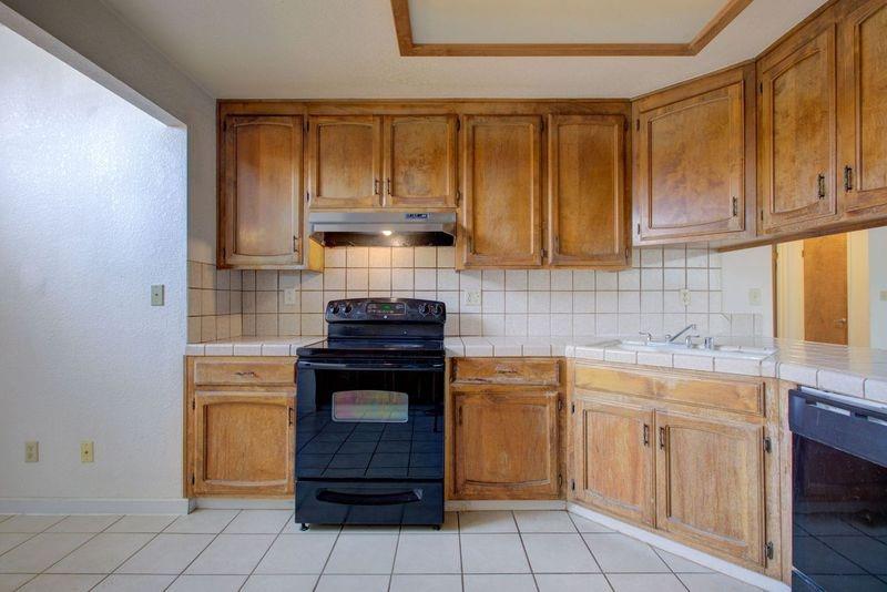 Detail Gallery Image 9 of 32 For 820 Olivewood Dr, Los Banos,  CA 93635 - 3 Beds | 2 Baths