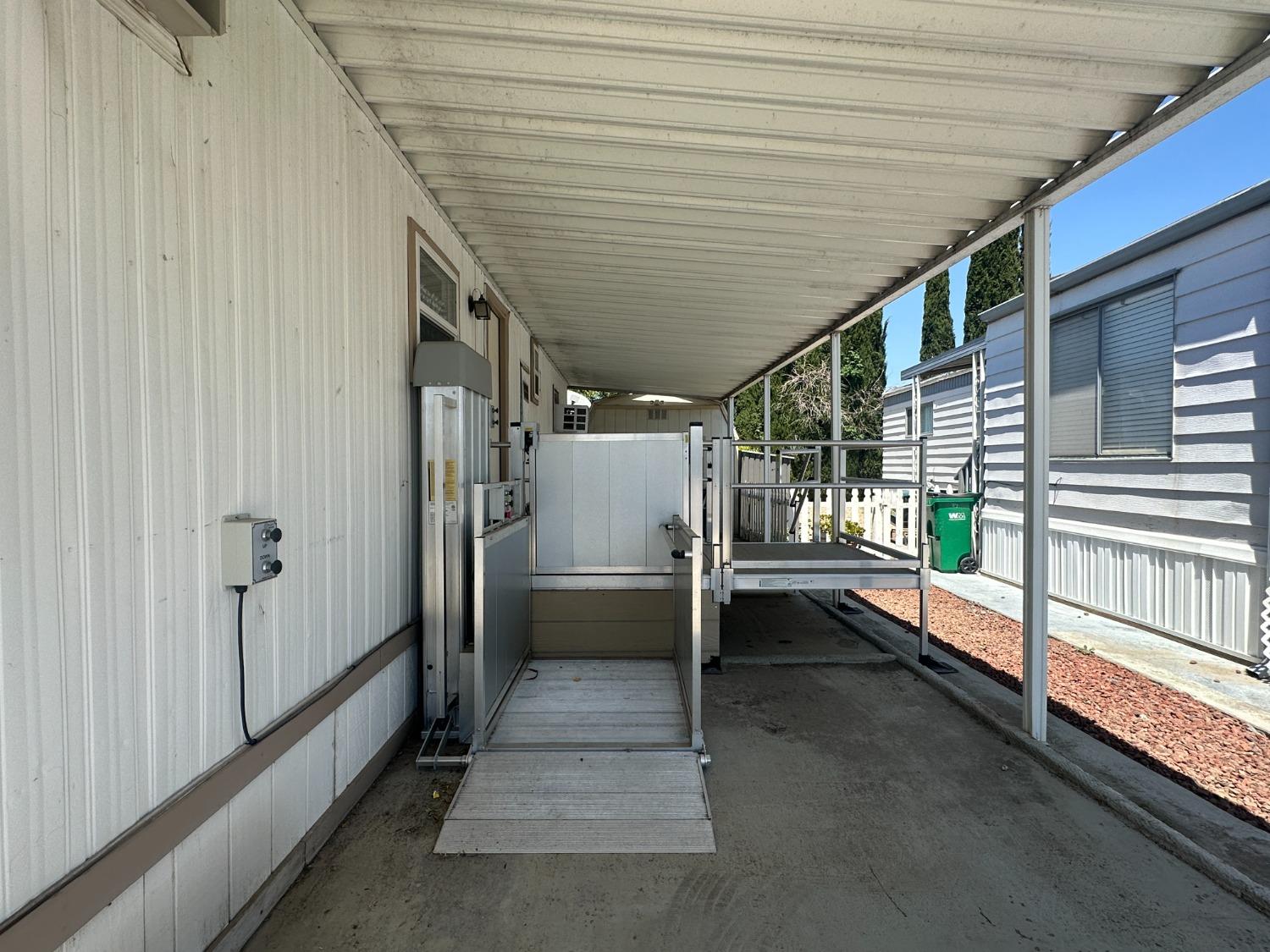 Detail Gallery Image 6 of 30 For 11662 Ham Ln, Lodi,  CA 95242 - 1 Beds | 1 Baths