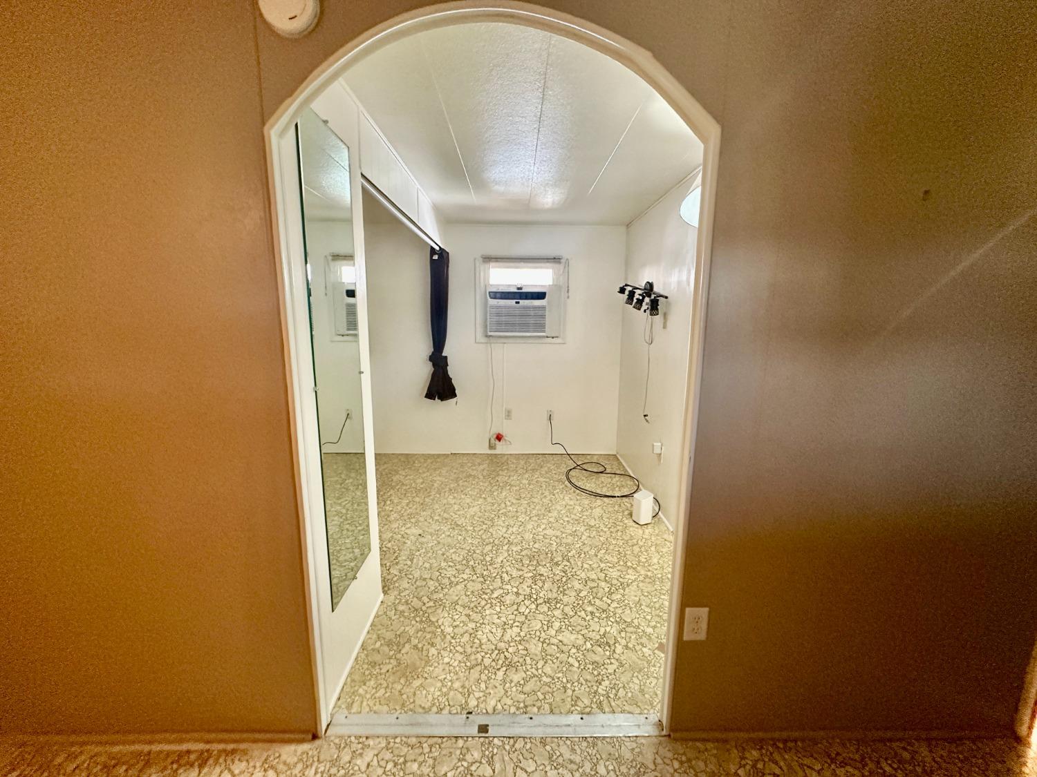 Detail Gallery Image 23 of 30 For 11662 Ham Ln, Lodi,  CA 95242 - 1 Beds | 1 Baths