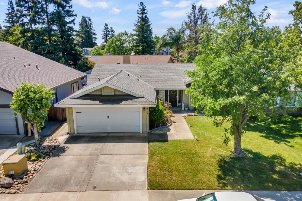 Detail Gallery Image 46 of 46 For 7008 Fall Way, Elk Grove,  CA 95758 - 3 Beds | 2 Baths
