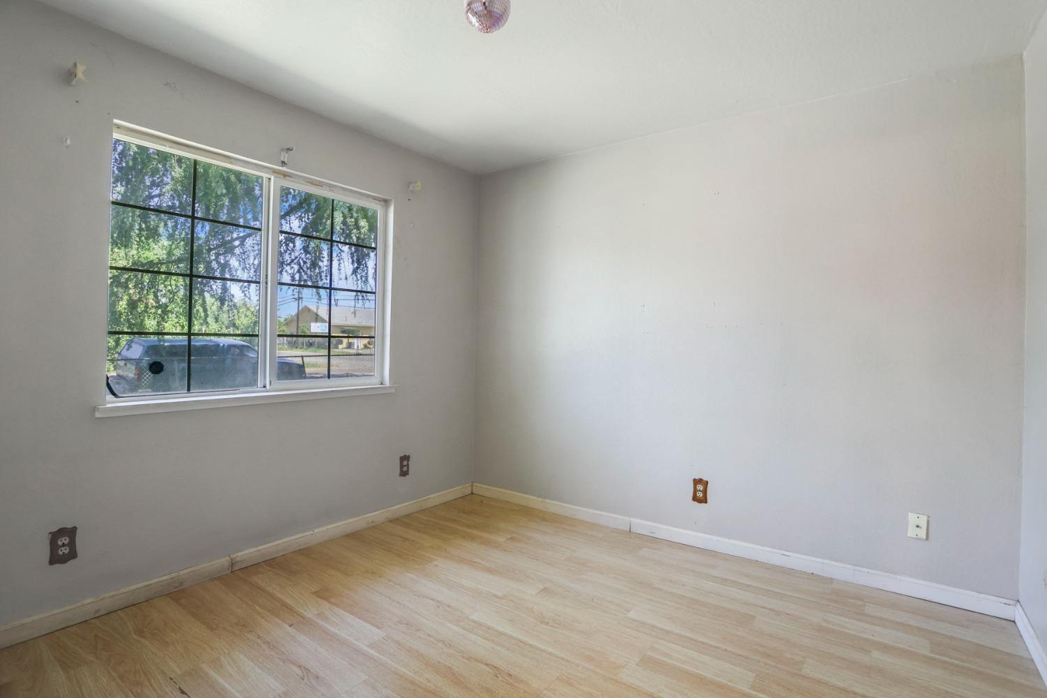 Detail Gallery Image 23 of 40 For 133 S Carroll Ave, Stockton,  CA 95215 - 3 Beds | 2 Baths