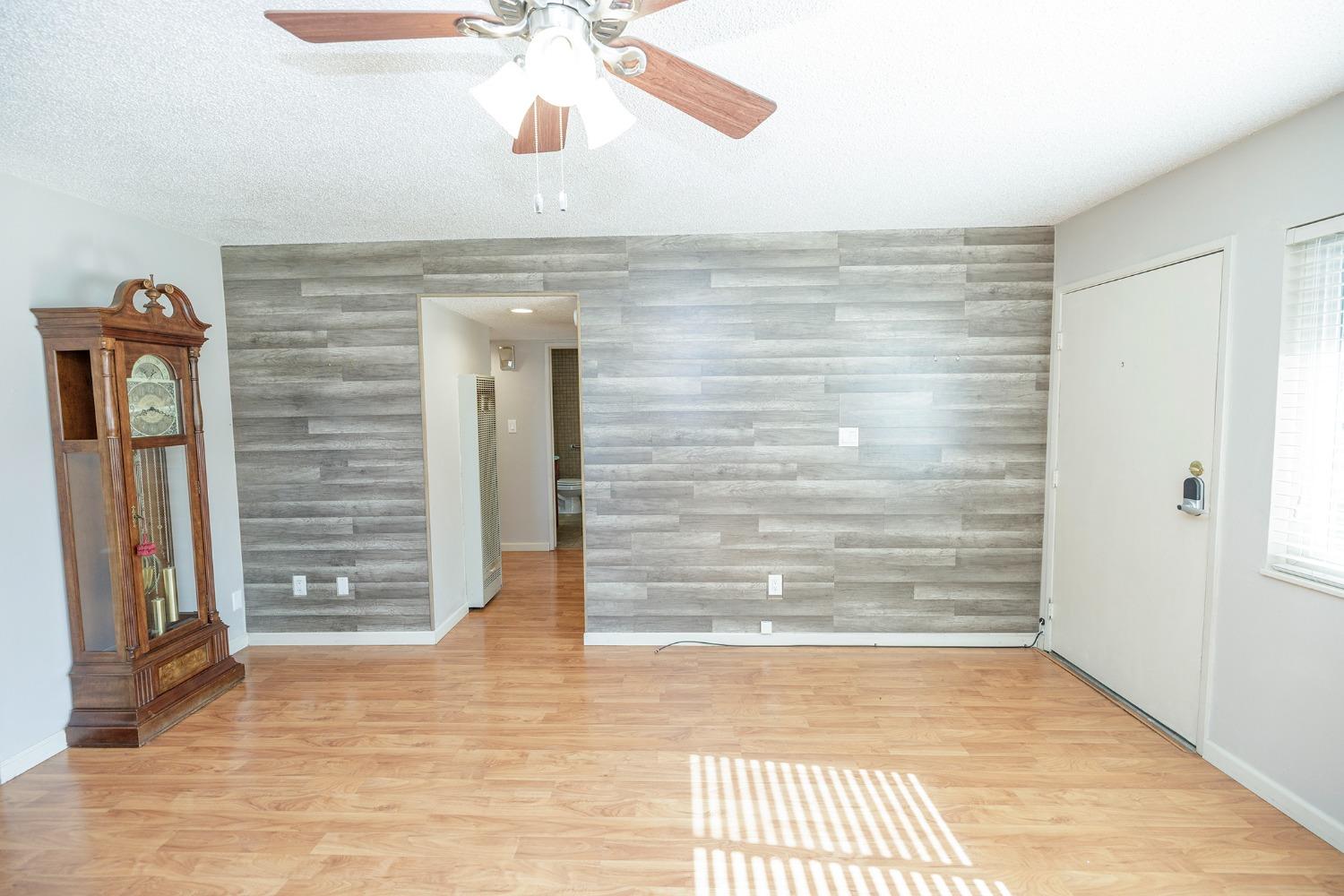 Detail Gallery Image 7 of 39 For 2700 Macdougal St #8,  Modesto,  CA 95350 - 2 Beds | 1 Baths