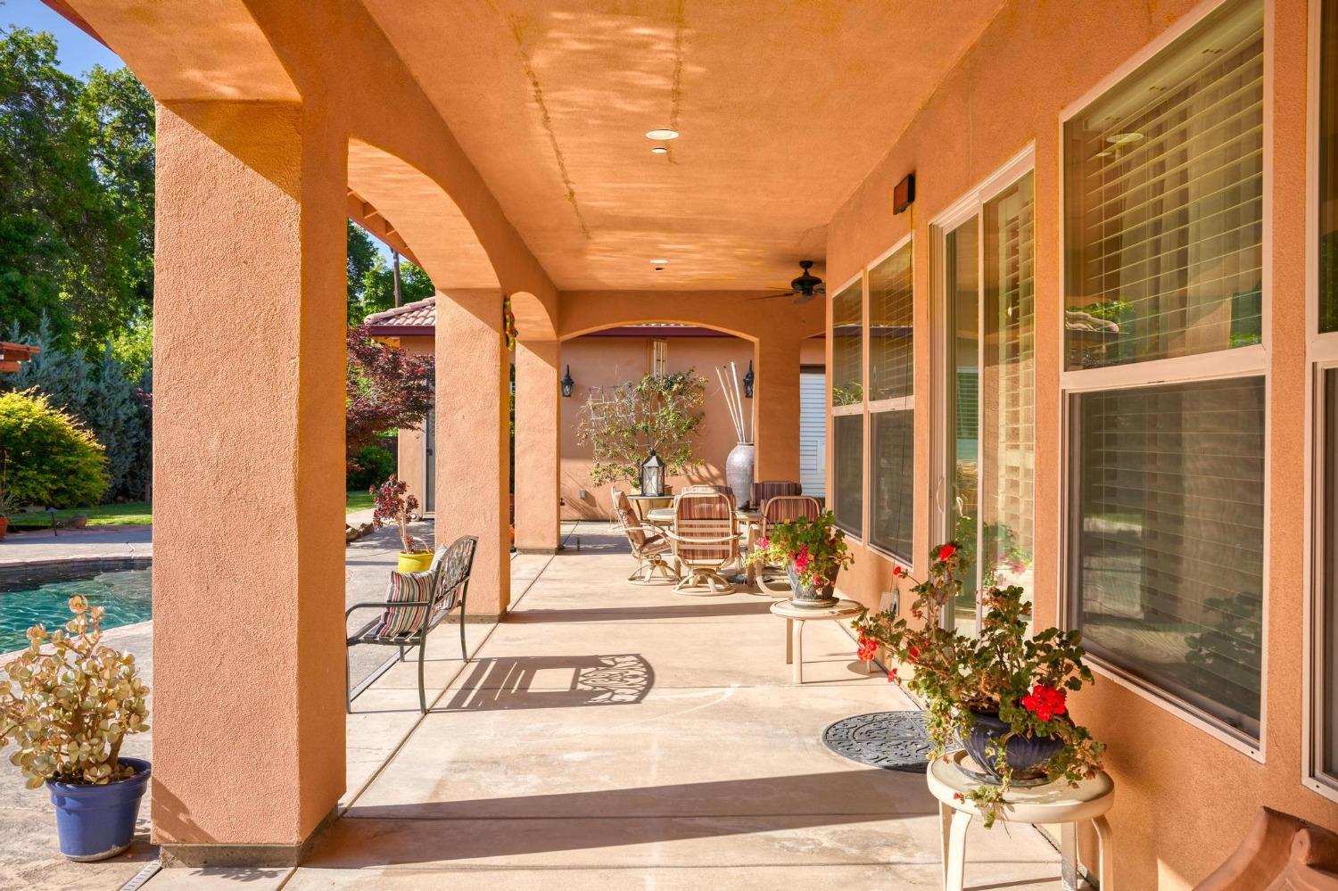 Detail Gallery Image 67 of 93 For 10717 Goldsborough Cir, Oakdale,  CA 95361 - 5 Beds | 5 Baths