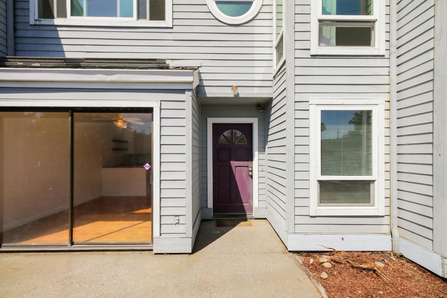 Photo #5: 225057692 Listing: Photo #5